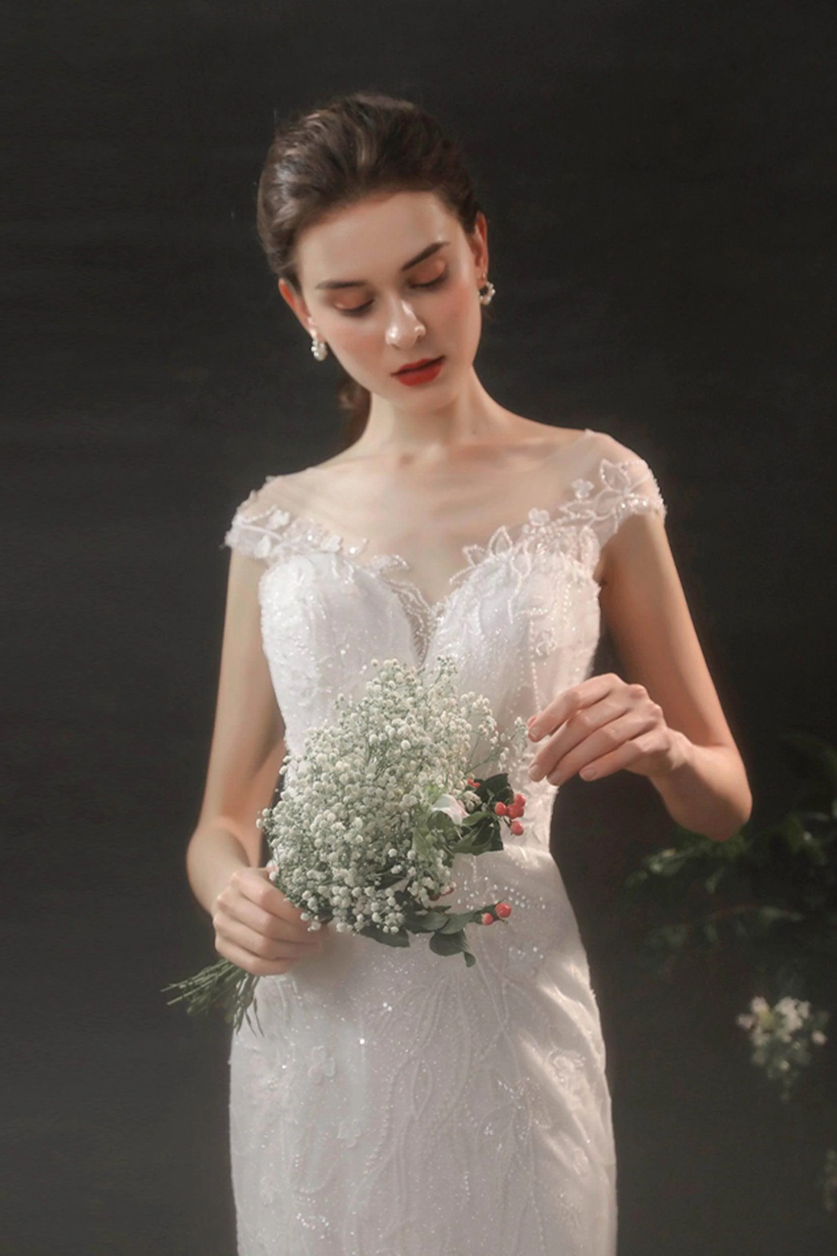 Sheath Sweep-Brush Train Lace Tulle Wedding Dress CW2700