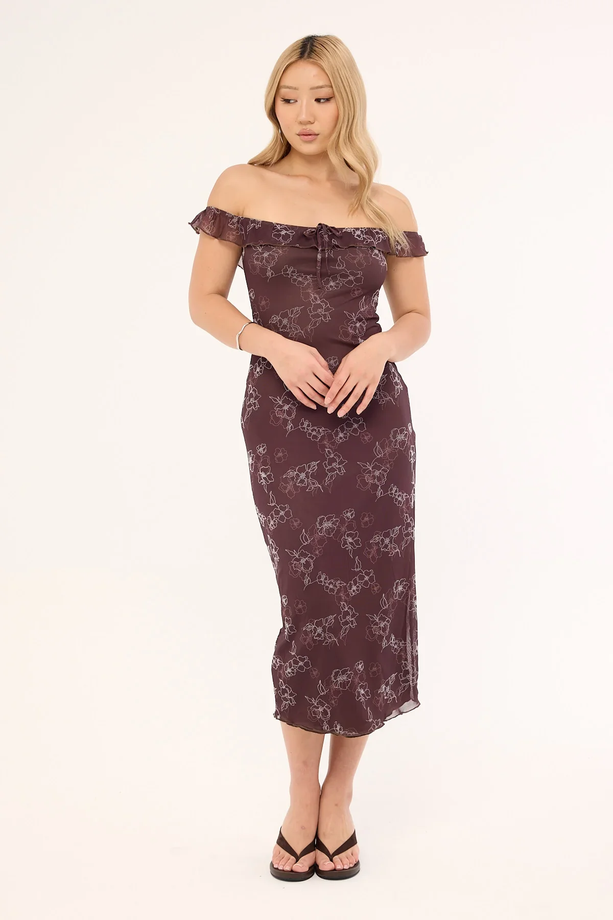 Motel Catrin Dress Doodle Flower Flock Brown