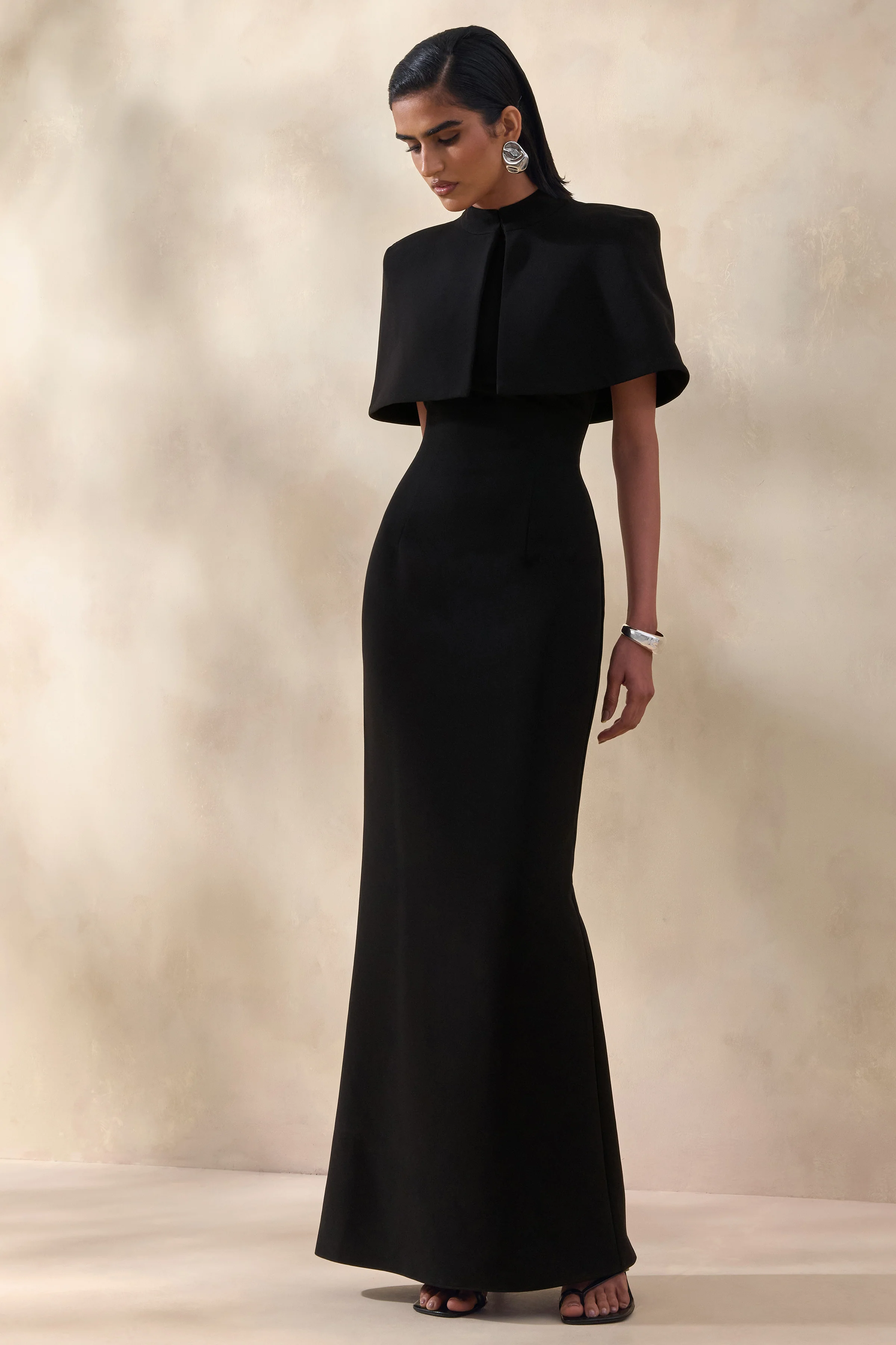 Deva | Black High-Neck Cape