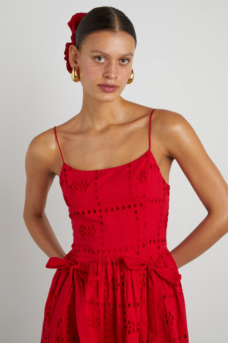 penelope mini - red broderie - luluinthesky