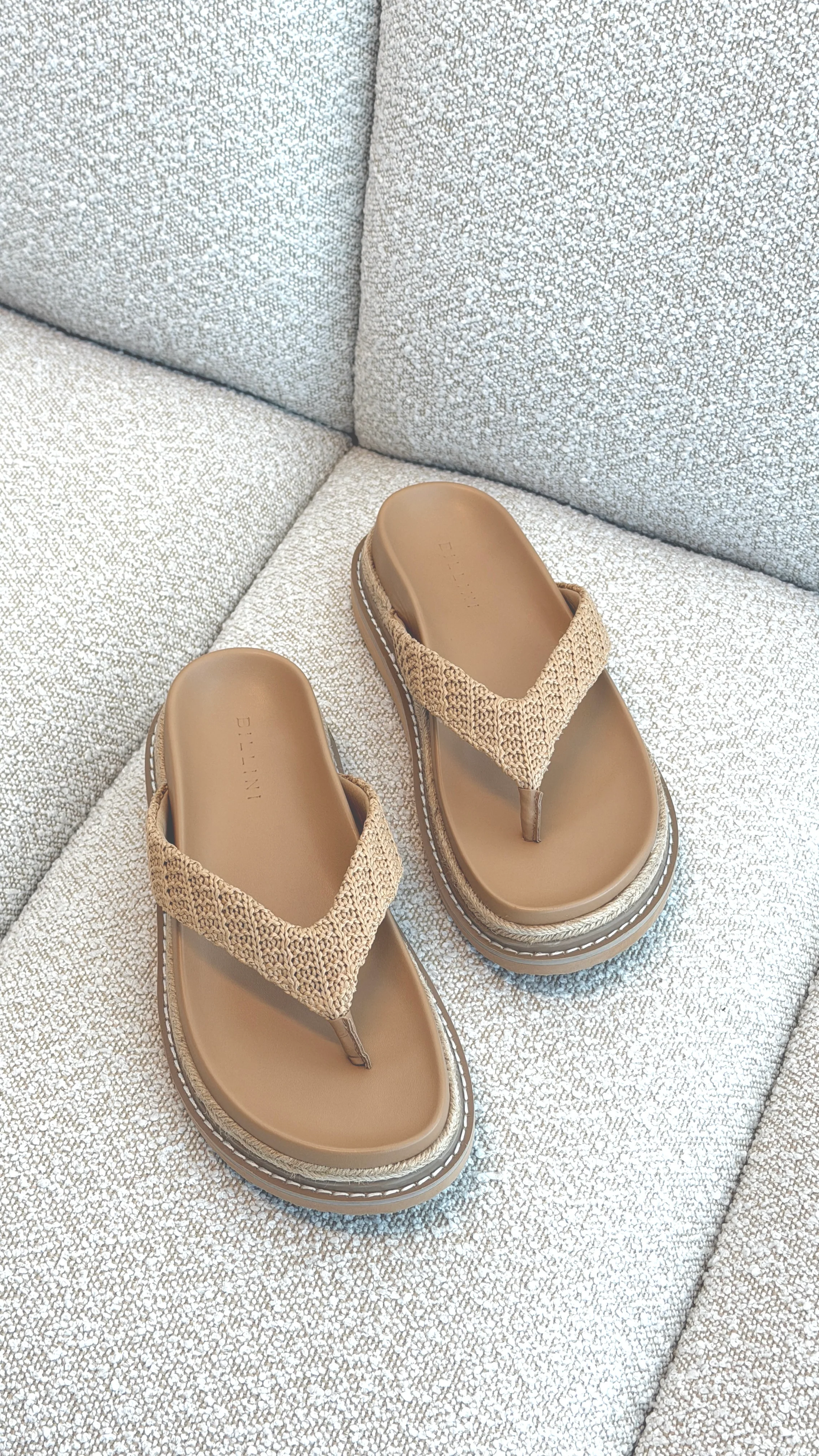 Arlette Slide - Natural Raffia
