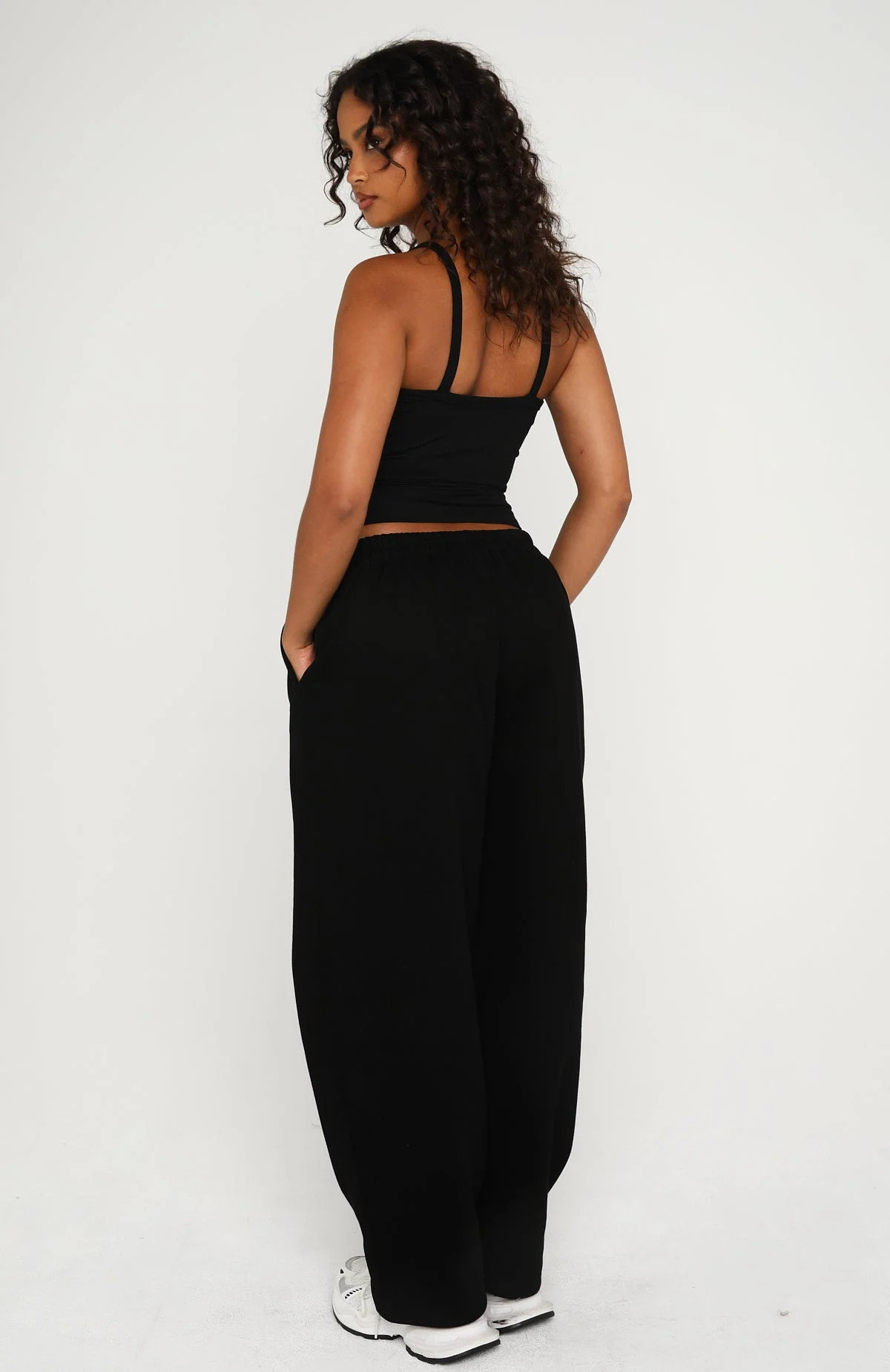 Know What You Want Barrel Leg Sweatpants Black