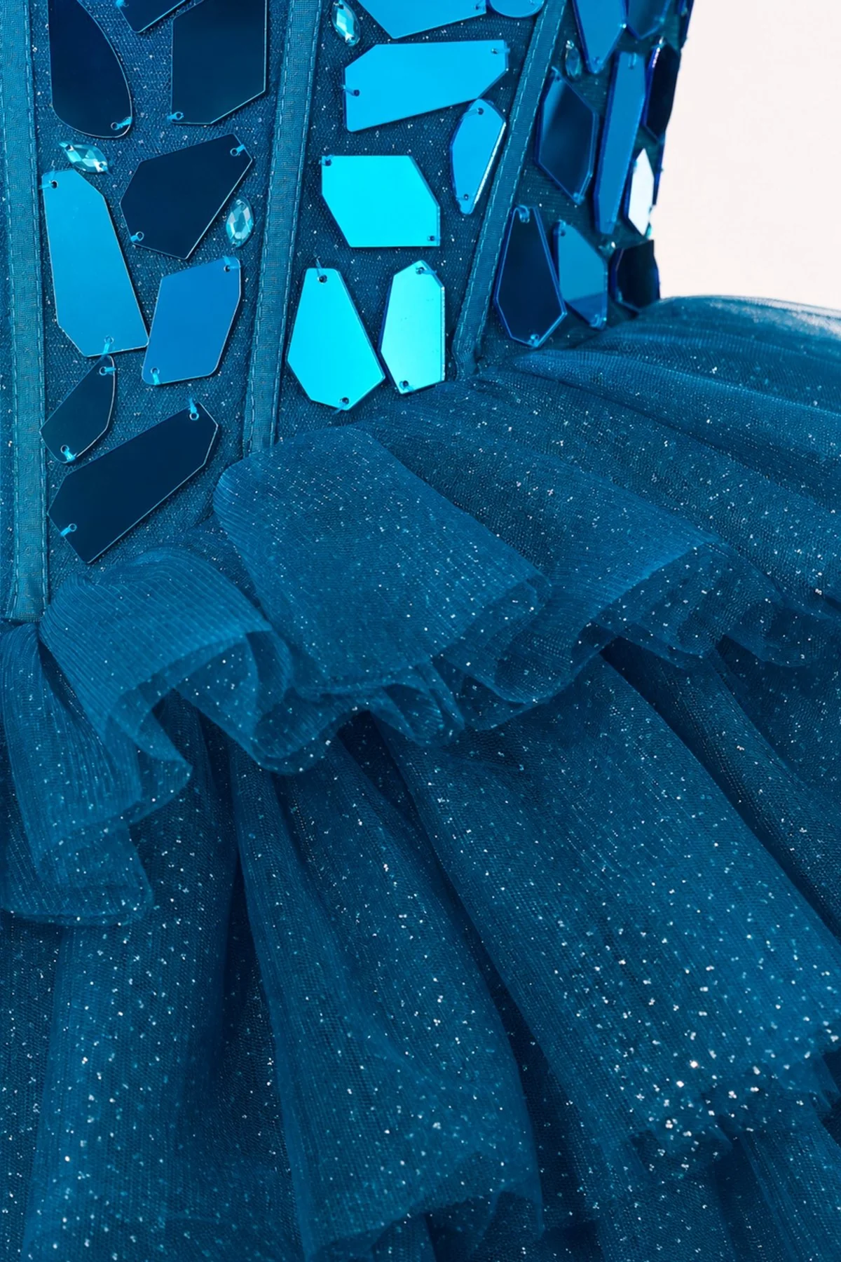 Sparkly Champagne Sweetheart A-Line Tulle Tiered Homecoming Dress