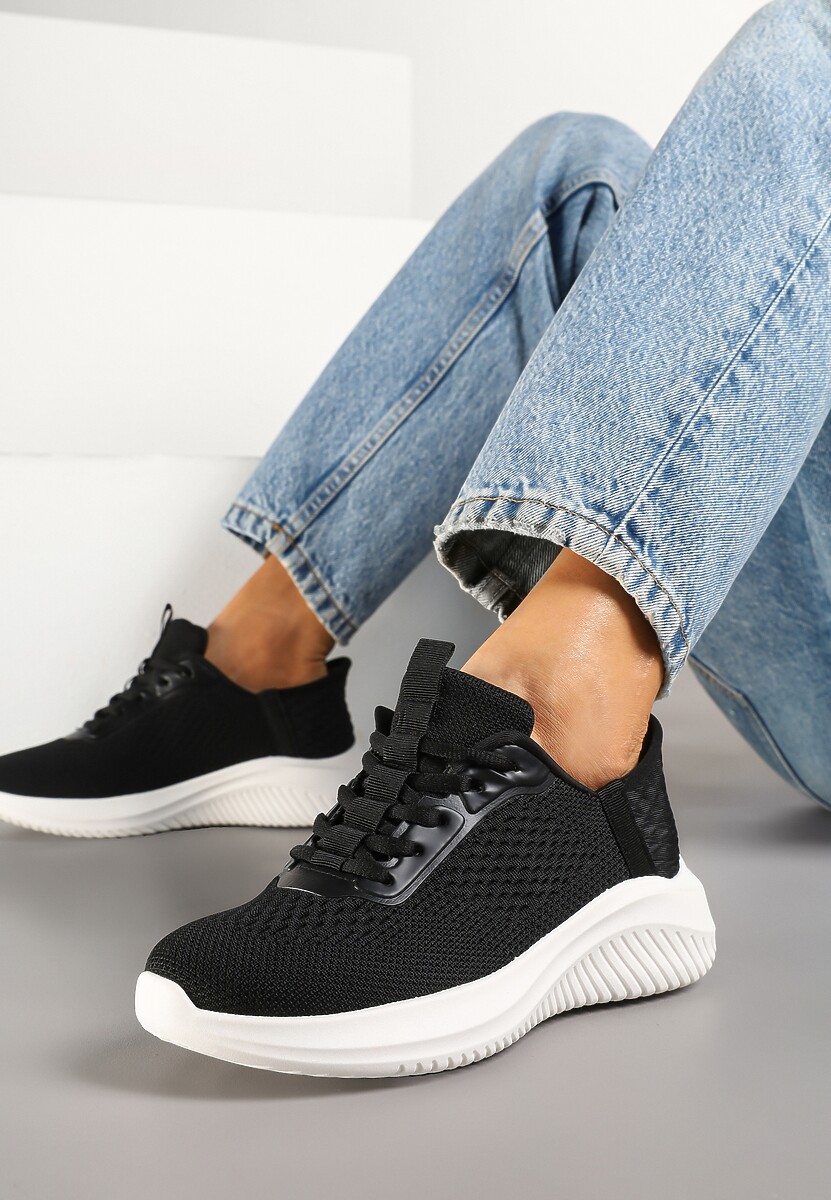 Czarno-Białe Buty Sportowe Sneakersy z Siateczki na Podeszwie z Tłoczeniami Kortebia