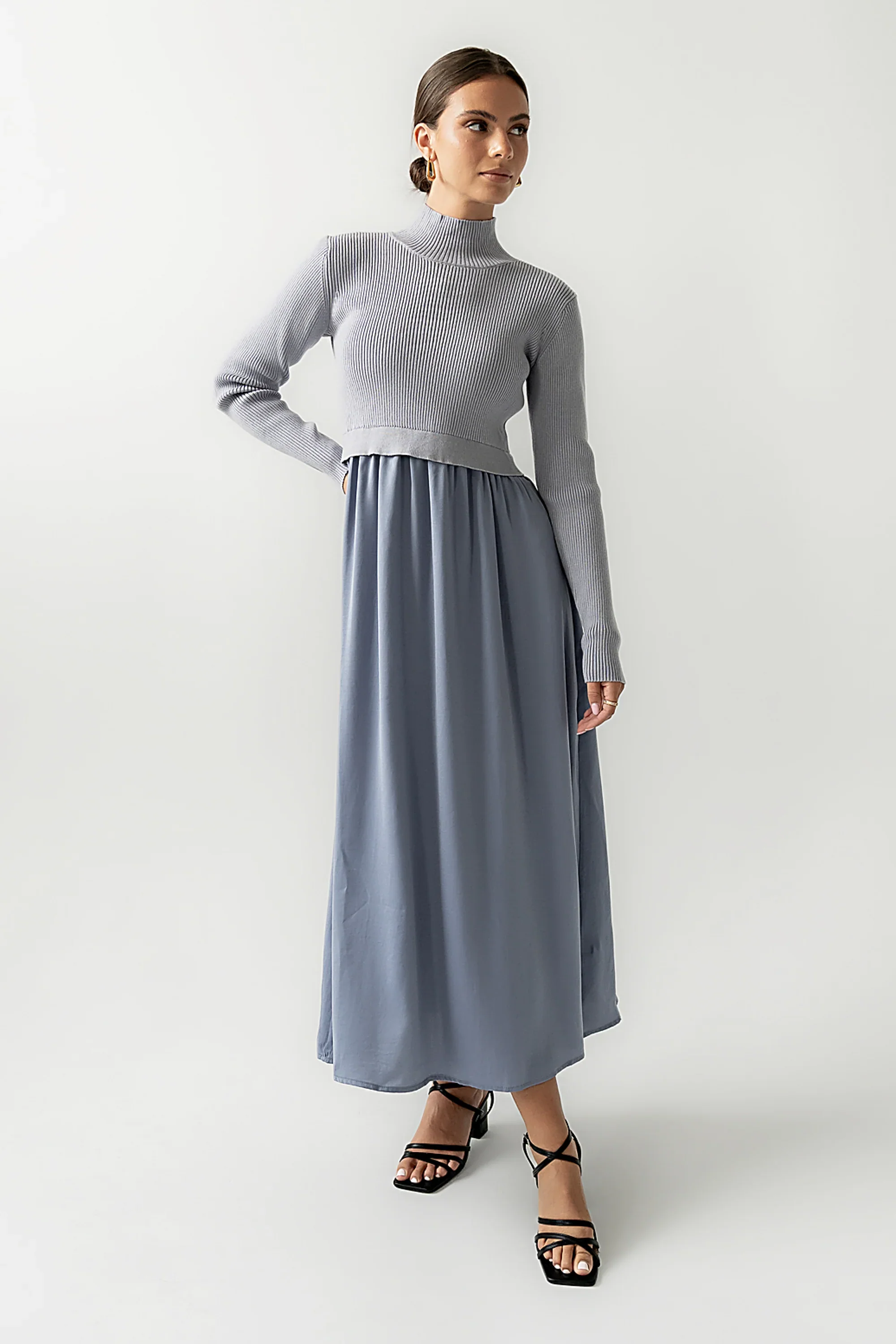 Zeda Midi Dress in Blue