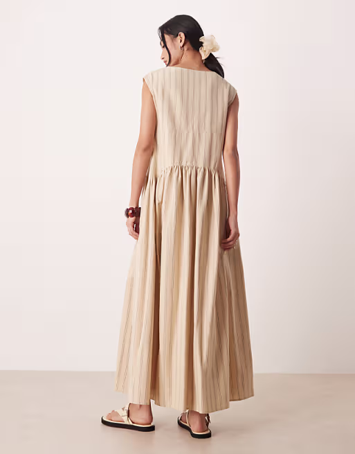 deep V-neck oversized maxi dress in stripe print