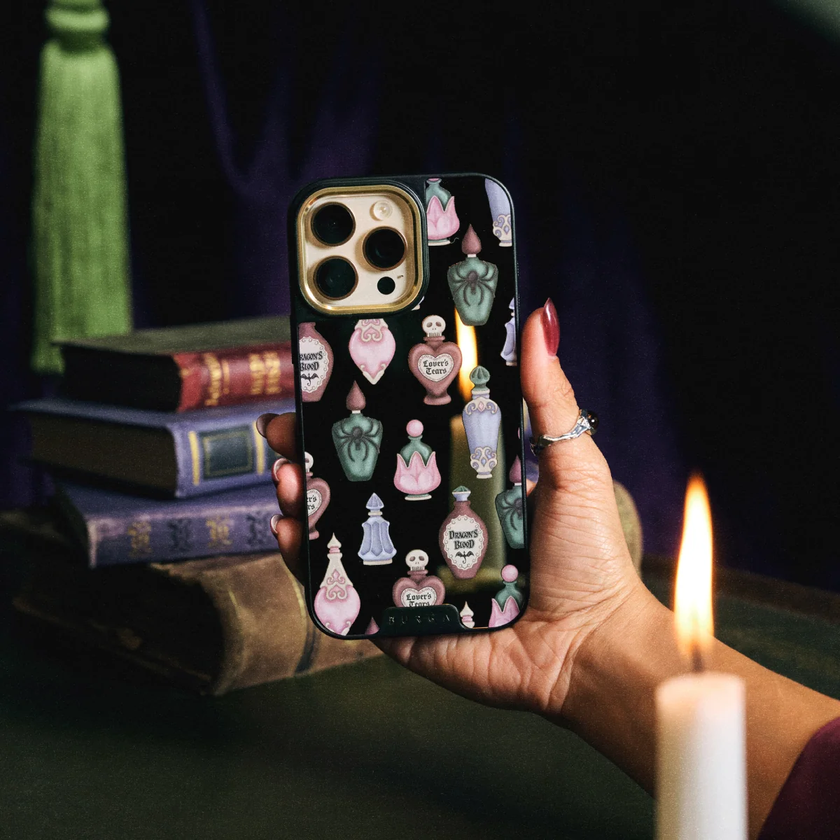 Alchemist - iPhone 12 Pro ケース