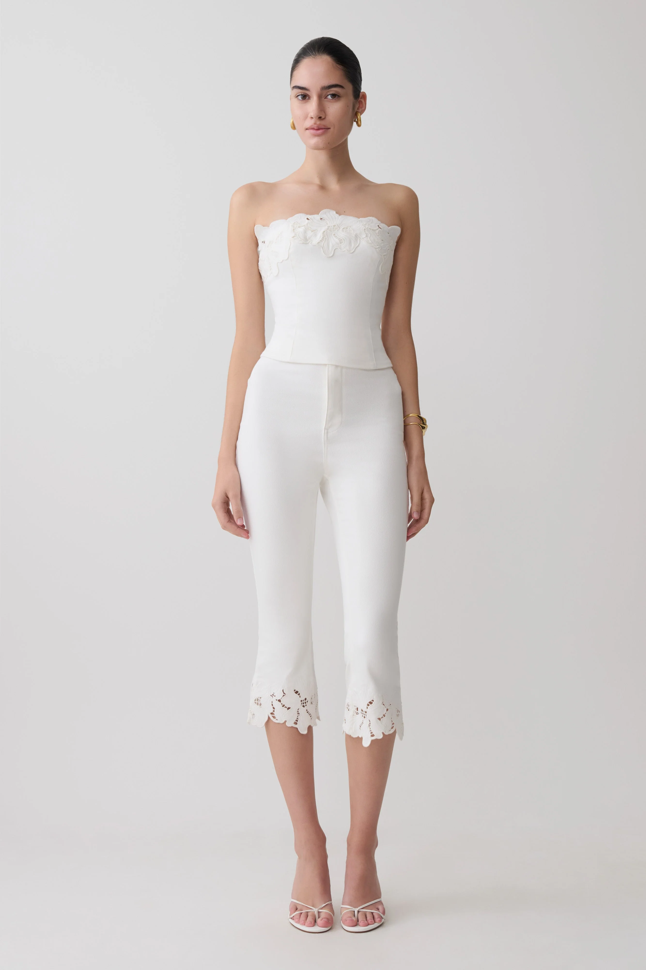 Tillie Flower Embroidery Denim Capris - White