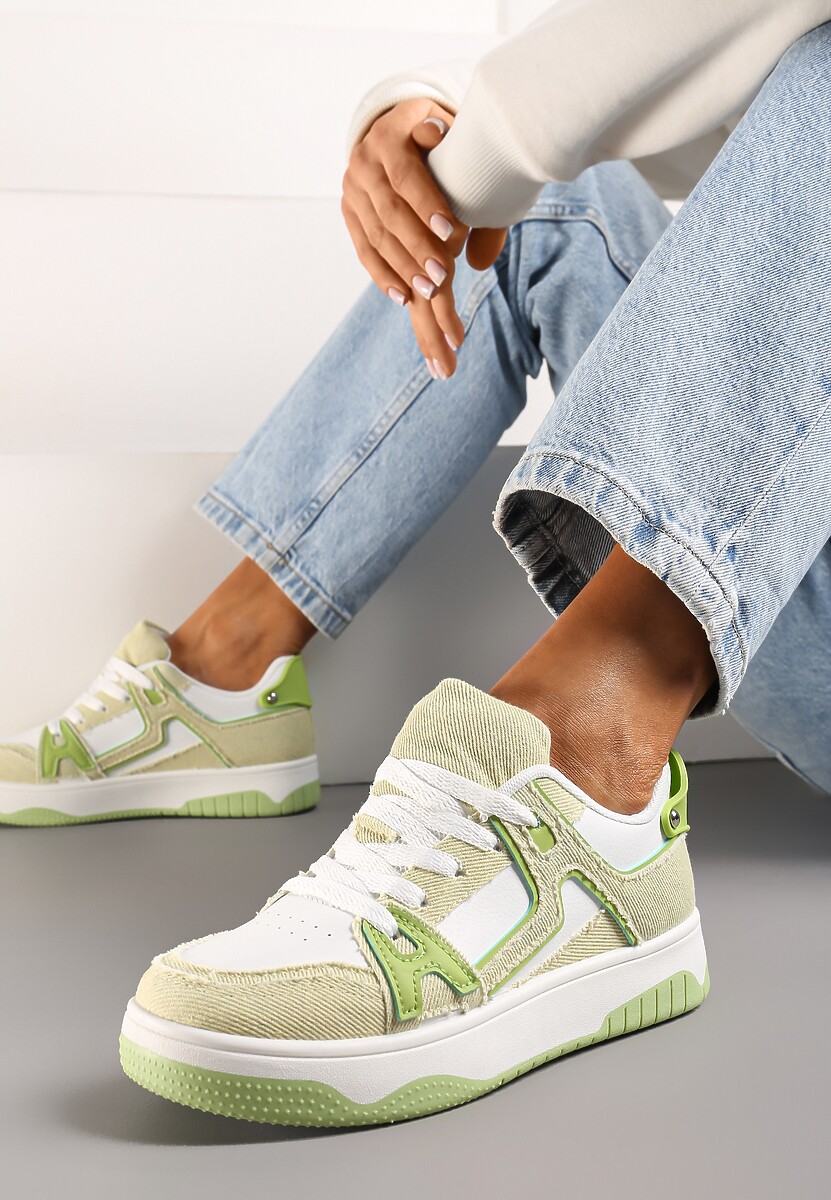 Niebiesko-Białe Sneakersy Ozdobione Jeansowymi Naszywkami Cliome