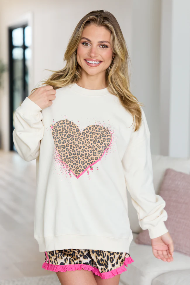 Leopard Heart Cream Graphic Sweatshirt