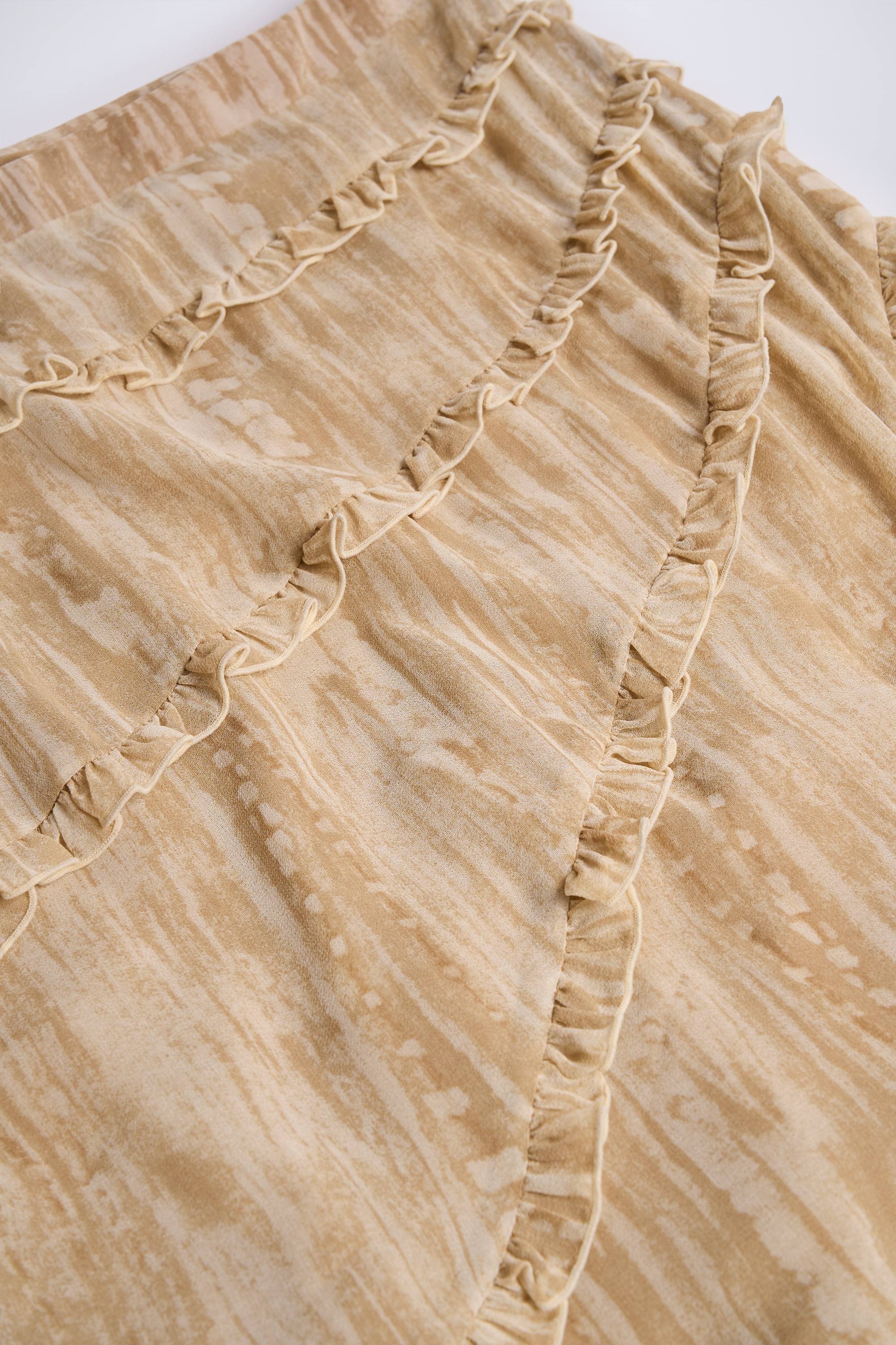 Ruffled Asymmetric Mid-Rise Maxi Skirt in Tan Print