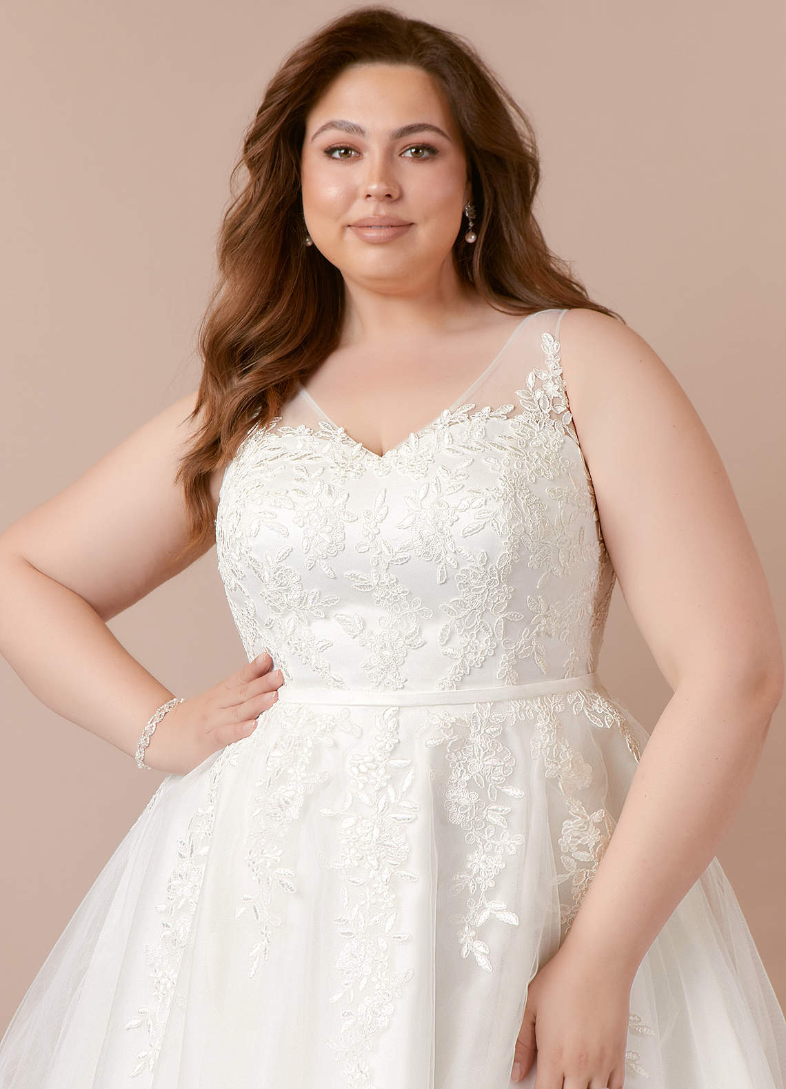 Diamond White A-Line V-Neck lace Satin Dress