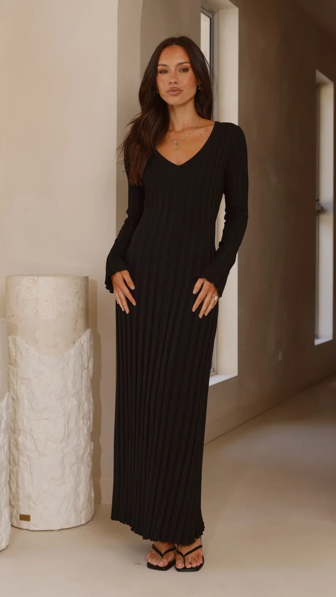Cyra Long Sleeve Maxi Dress - Black