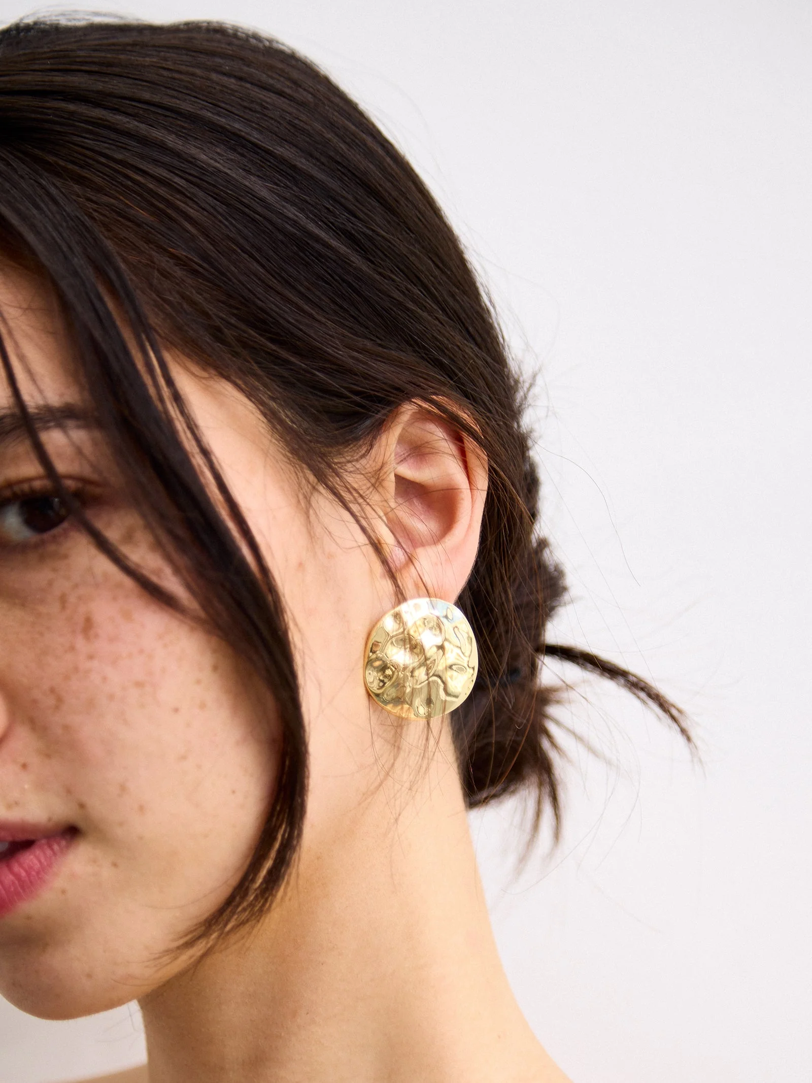 Odette Hammered Statement Studs - Gold
