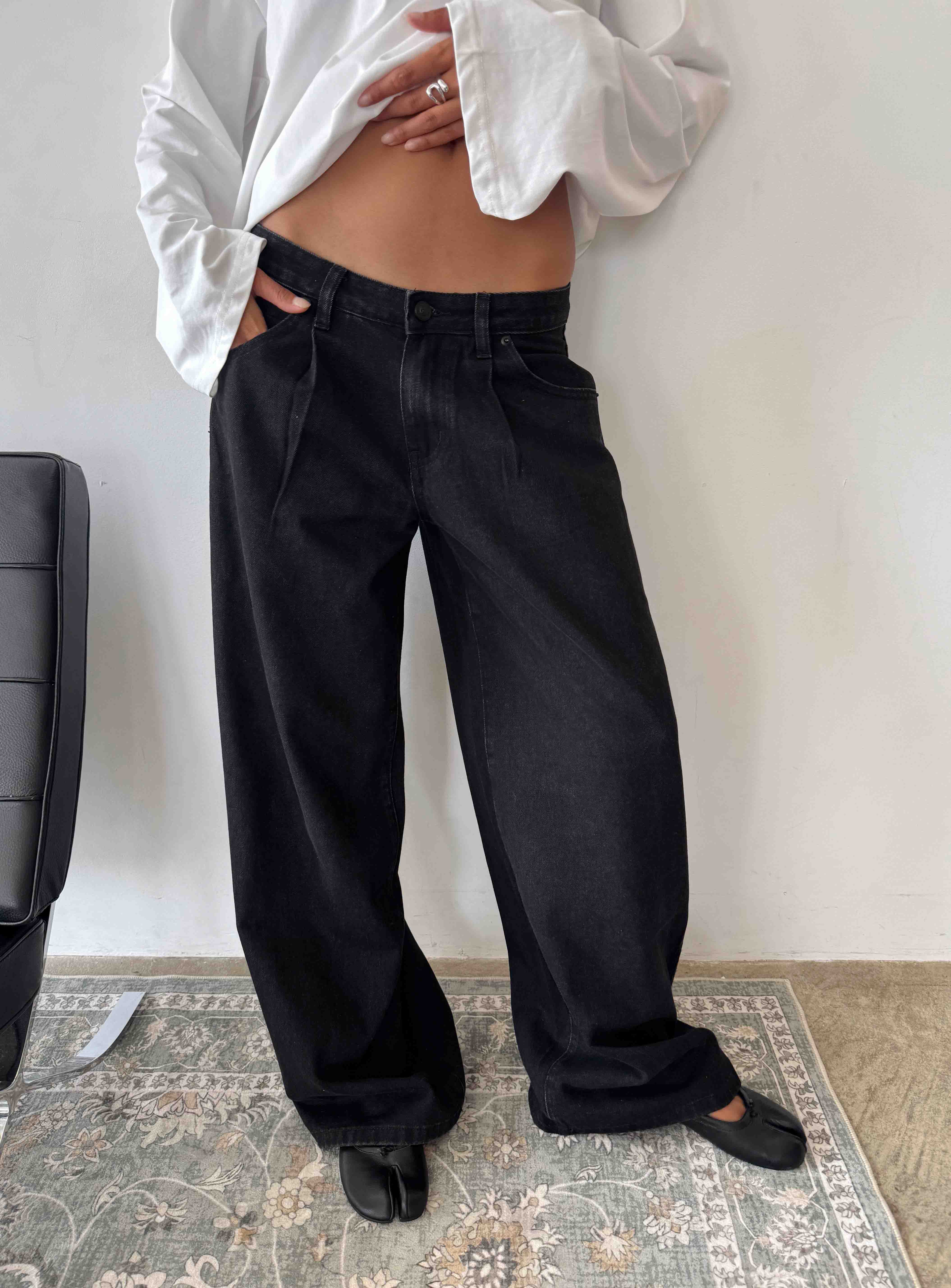 Supercut Low Rise Baggy Pleat Jeans Washed Black