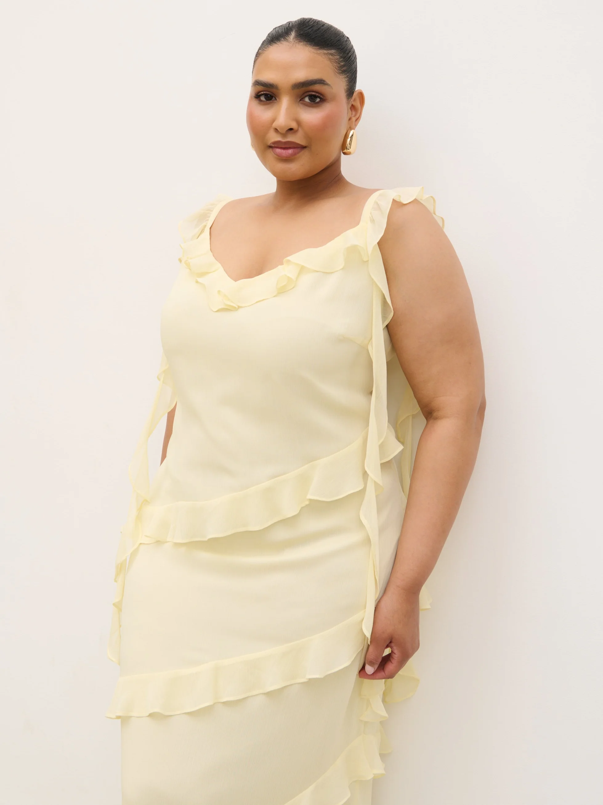 Rue Ruffle Maxi Dress Curve - Lemon