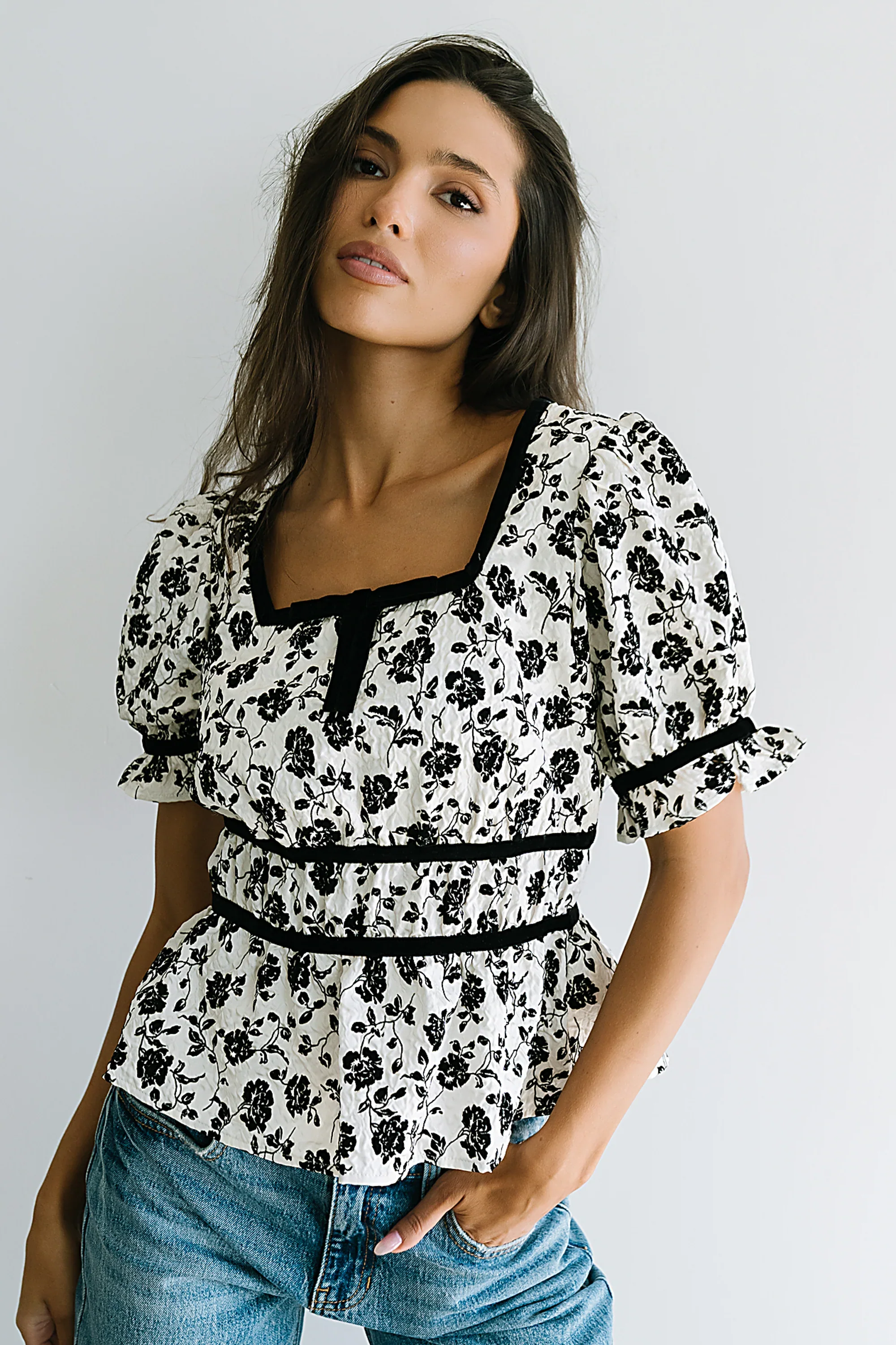 Tallie Floral Blouse in Cream