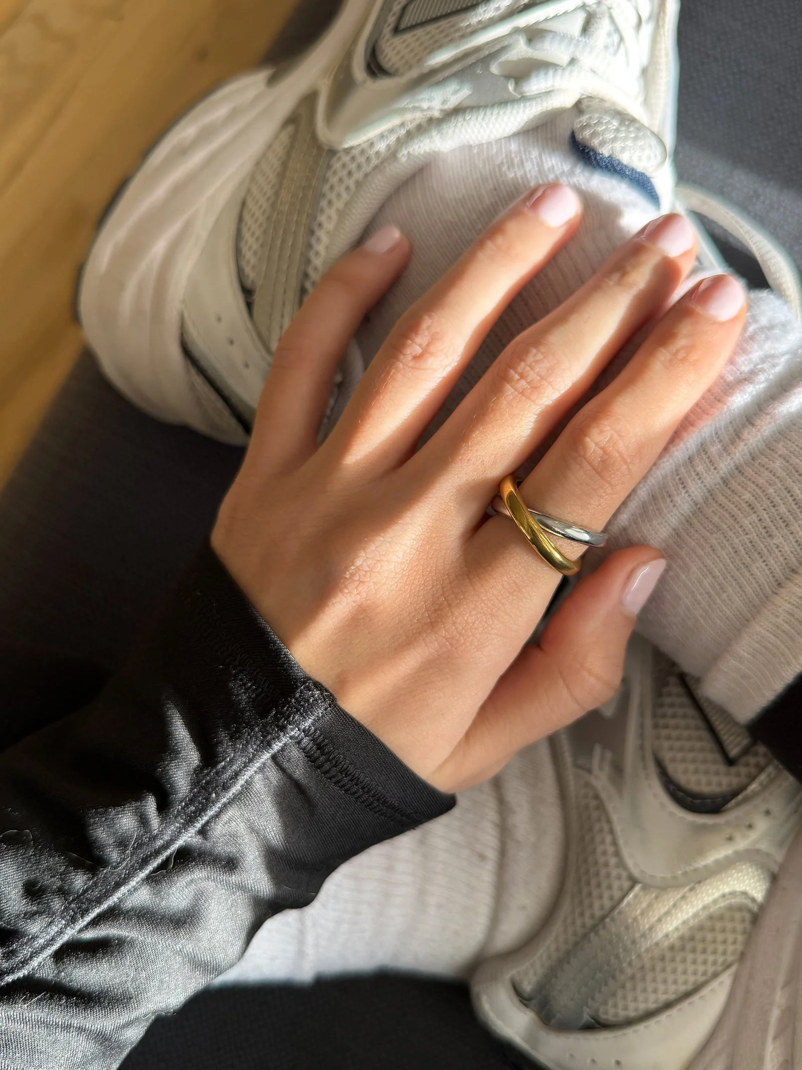 Melanie Waterproof Criss-Cross Ring - Gold/Silver