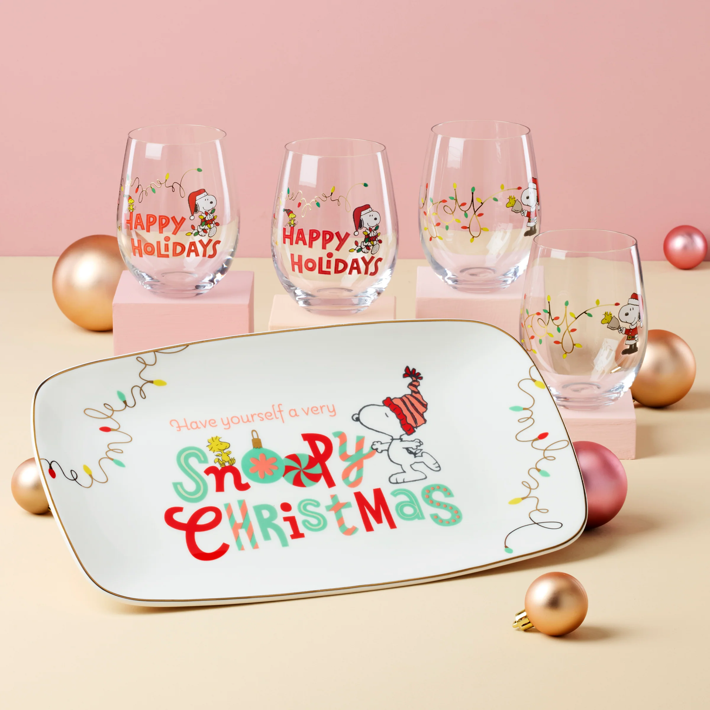Snoopy Christmas Glass Tumblers, Set of 4