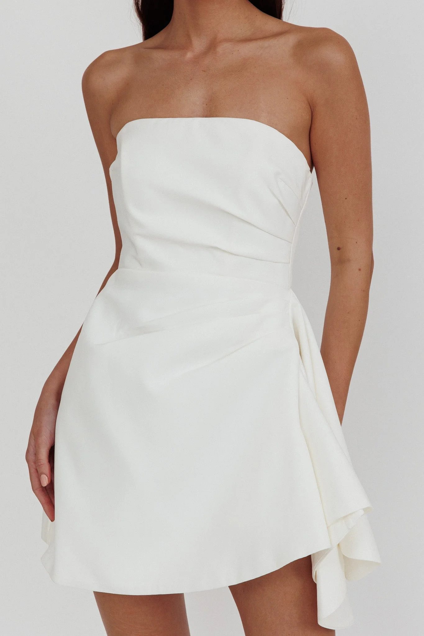Minnesota Strapless Mini Dress White - luluinthesky