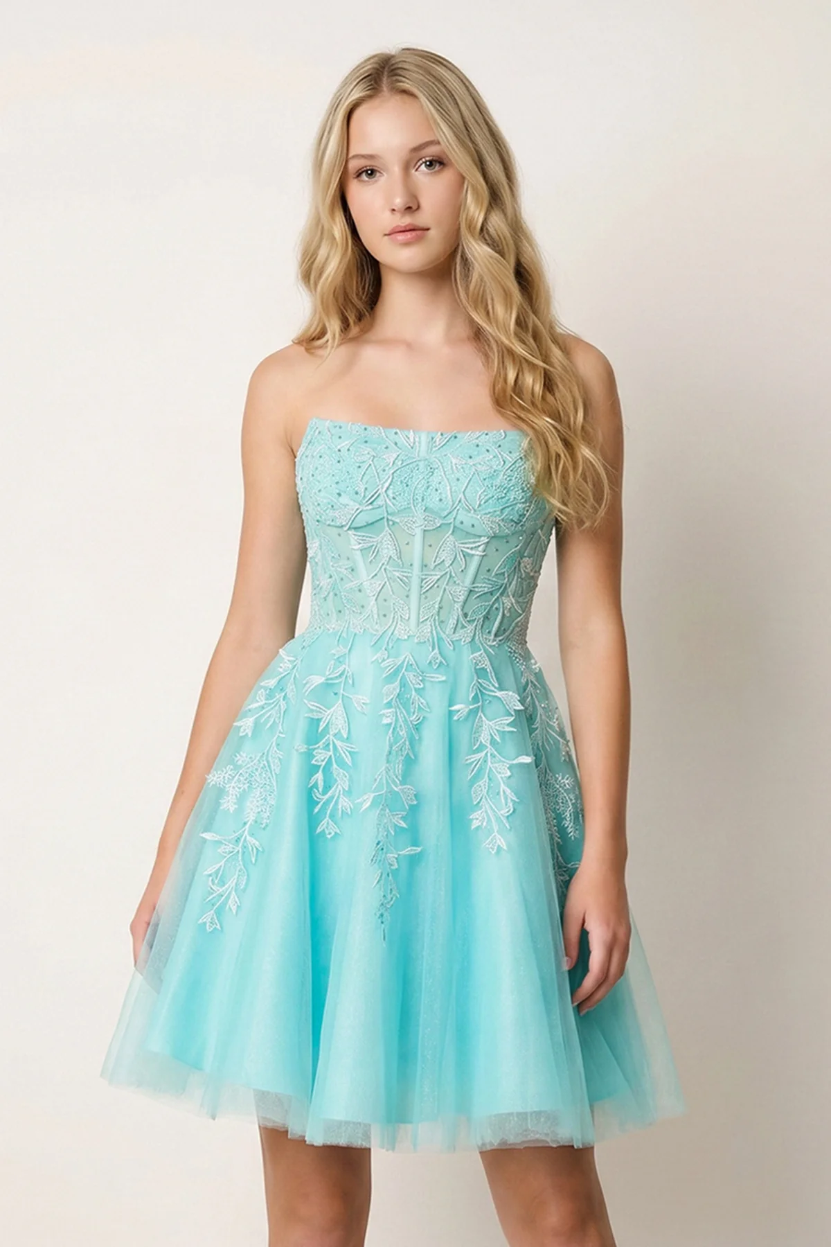 A-Line Tulle Lace Homecoming Dress with Appliques