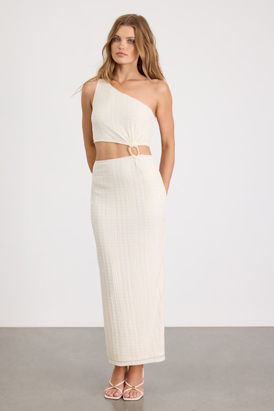 Camelia Cream Textured One-Shoulder Maxi Dress