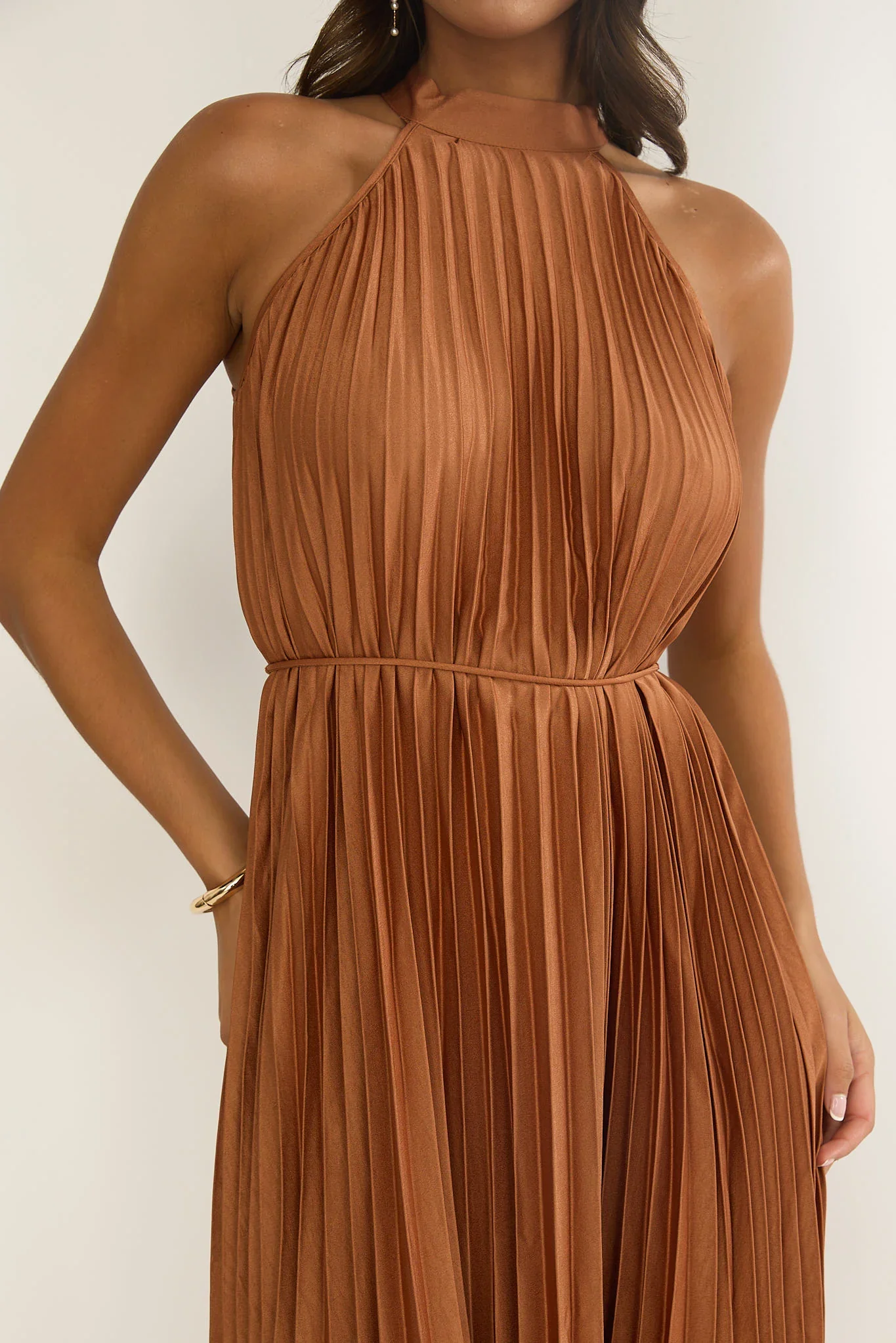 Sharaya Accordion Pleat Midi Dress Mocha