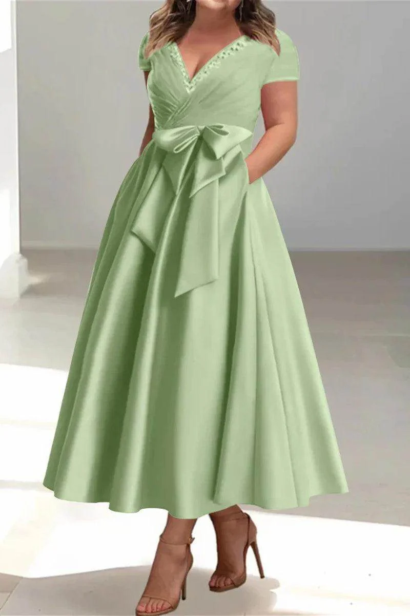 A Line V-Neck Mother of the Bride Dresses with Pockets CM0350