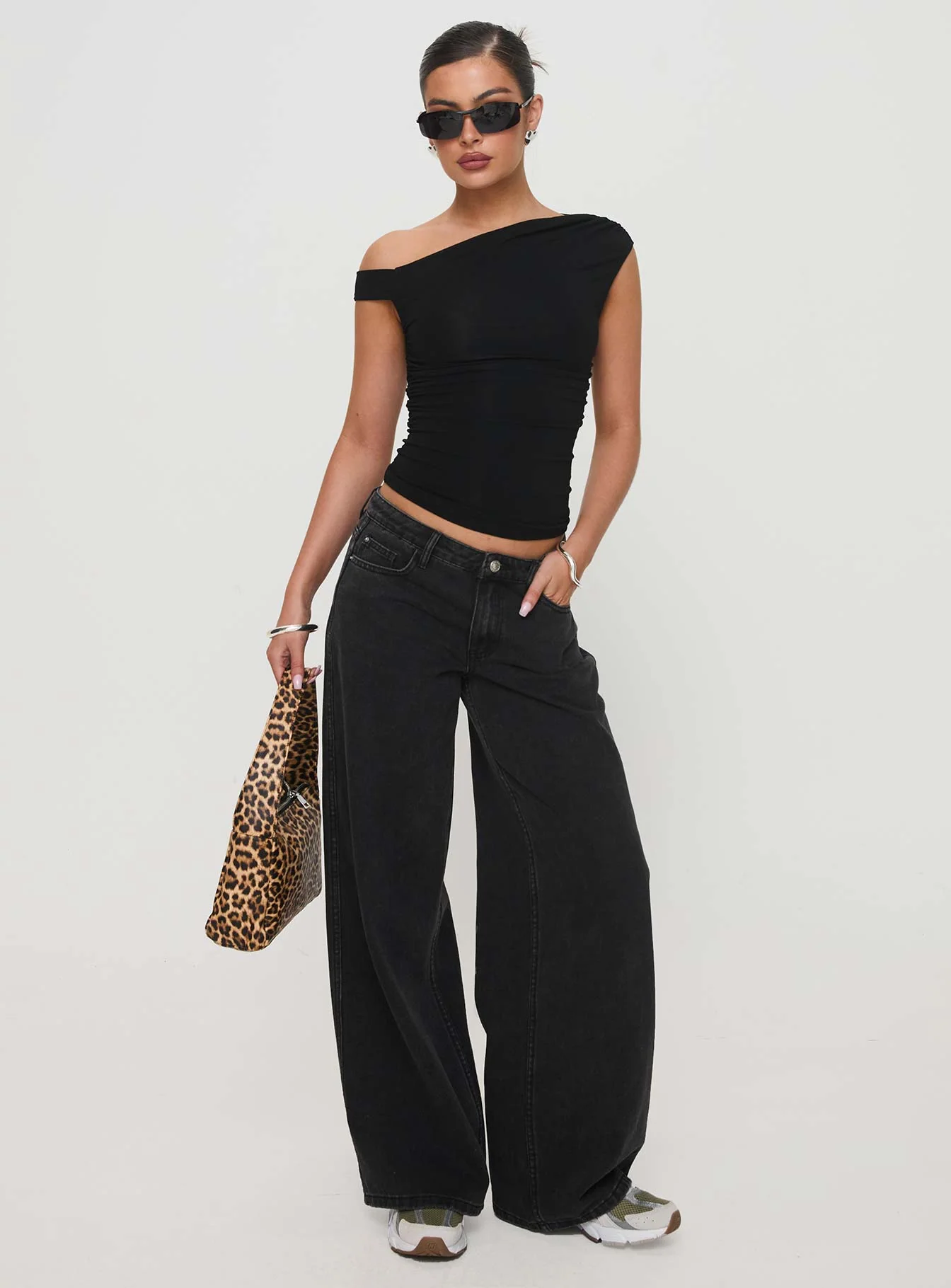 Ramos Low Rise Wide Leg Denim Jeans Washed Black