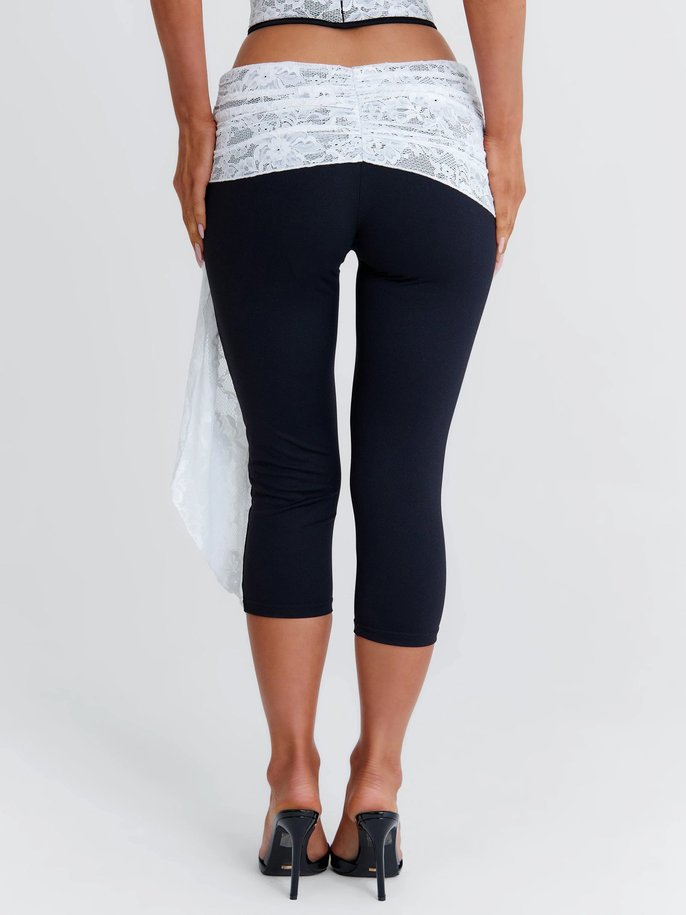 LULIAN CAPRI PANT BLACK