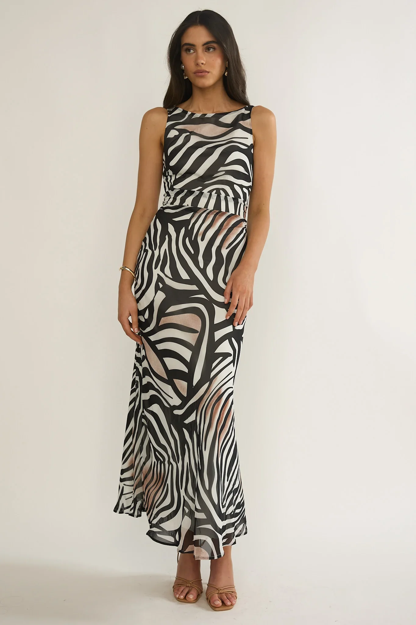 Floating Tied Low Back Maxi Dress Print Black/White