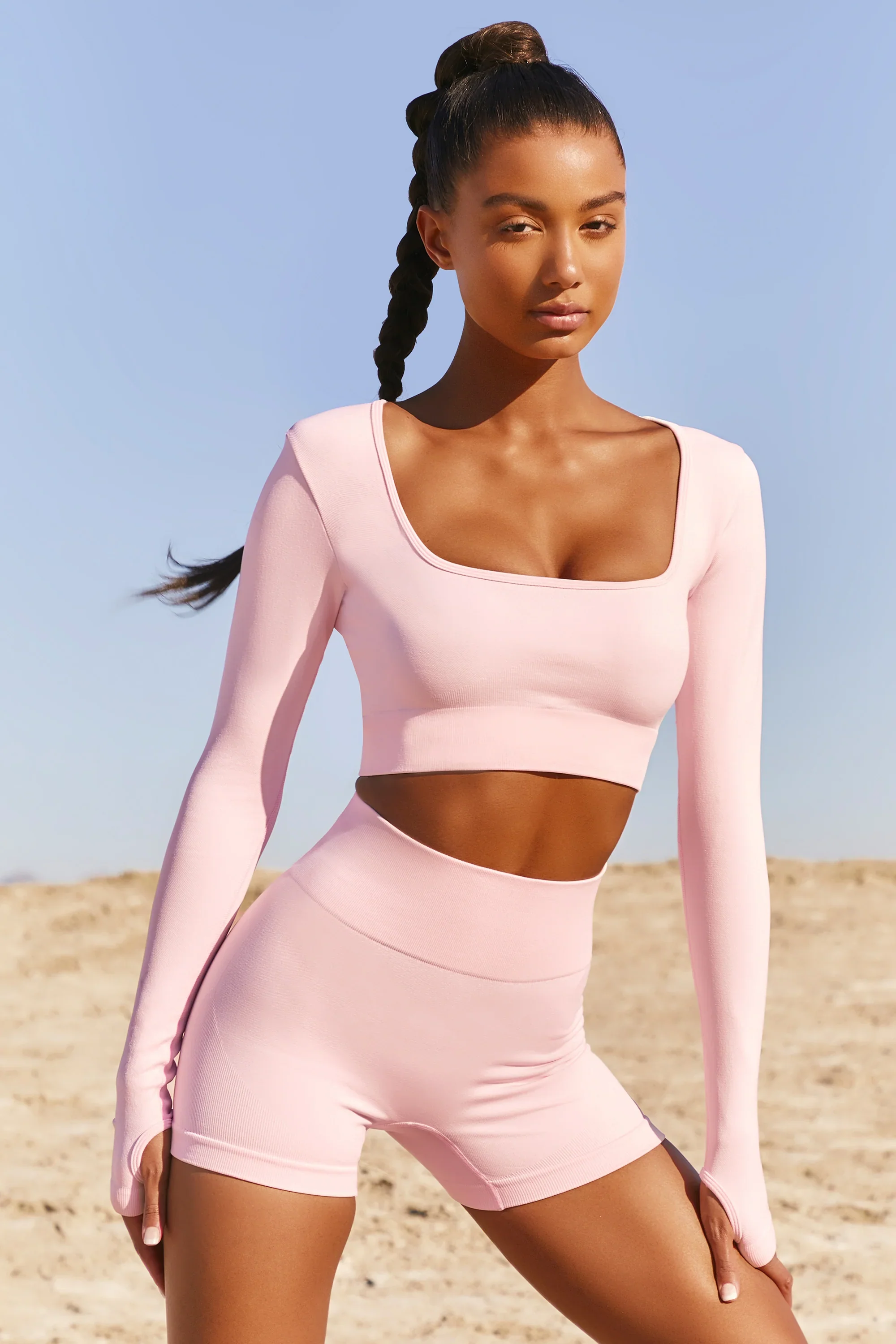 Accomplish Seamless Long Sleeve Crop Top in Pink