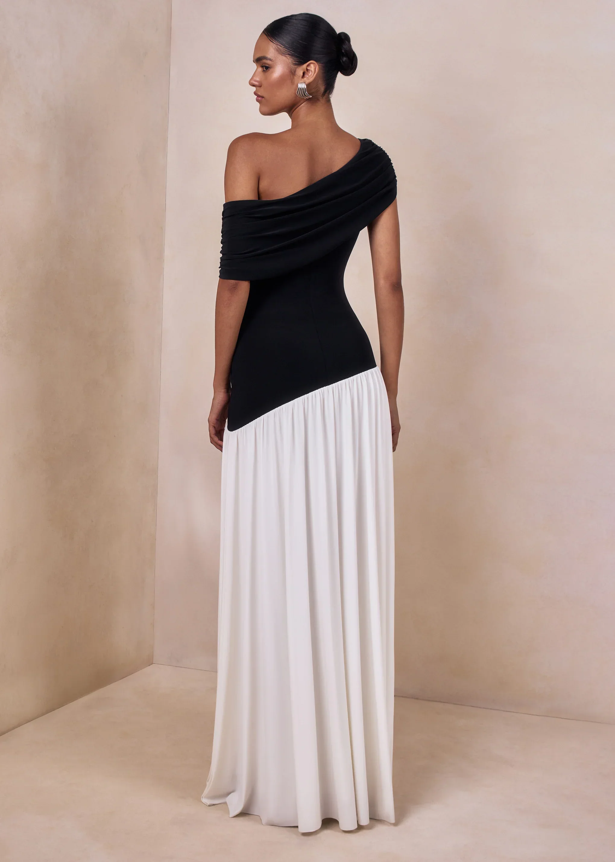 Doroyta | Black And White Asymmetric-Neck Maxi Dress