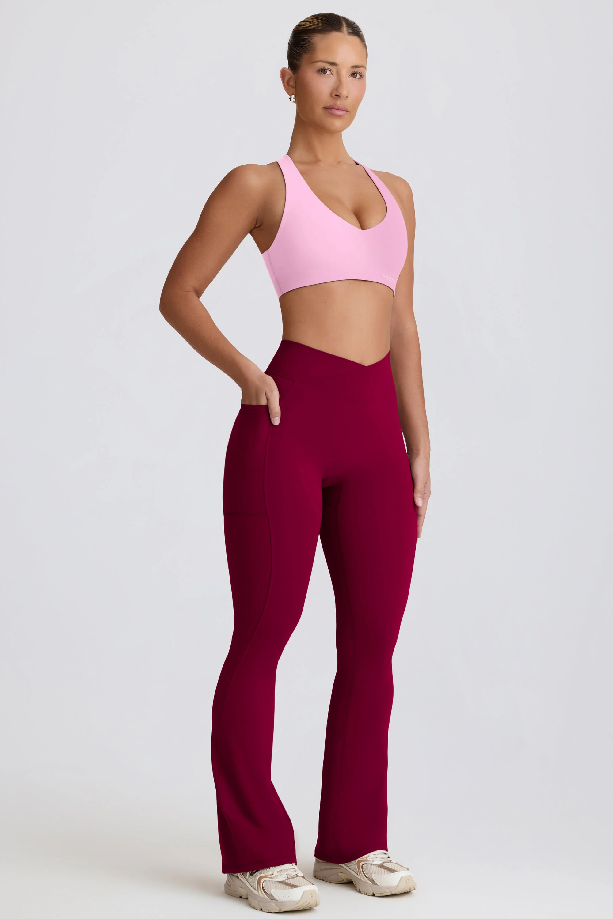 Soft Active V-Waist Pocket Flared Leggings in Burgundy