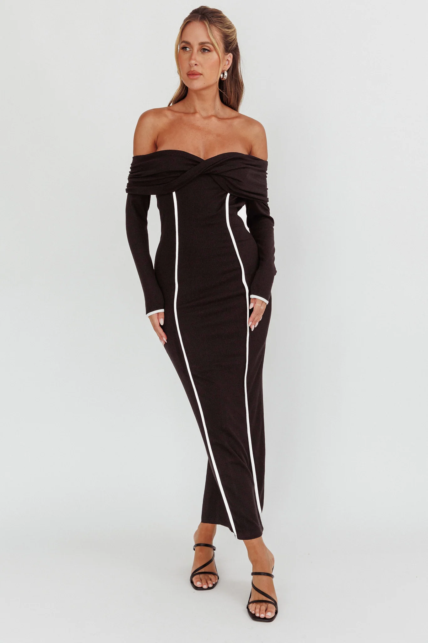 Genesis Off-Shoulder Long Sleeve Maxi Dress Black - luluinthesky