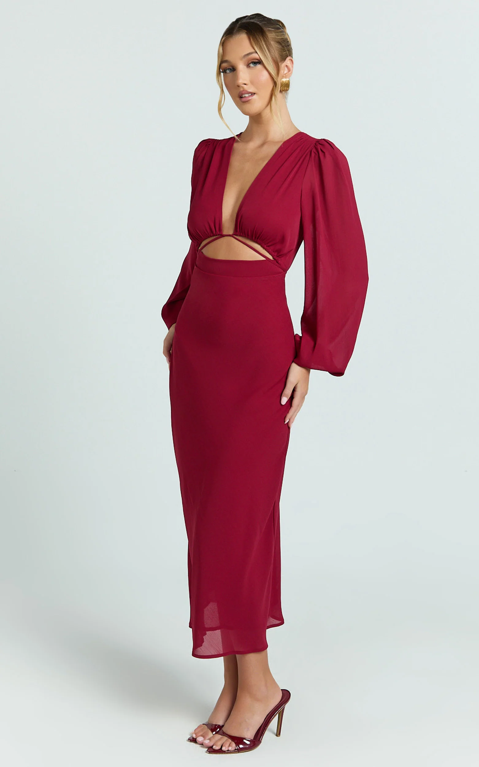 Artola Midi Dress - Front Cut Out Long Sleeve Dress in Wine