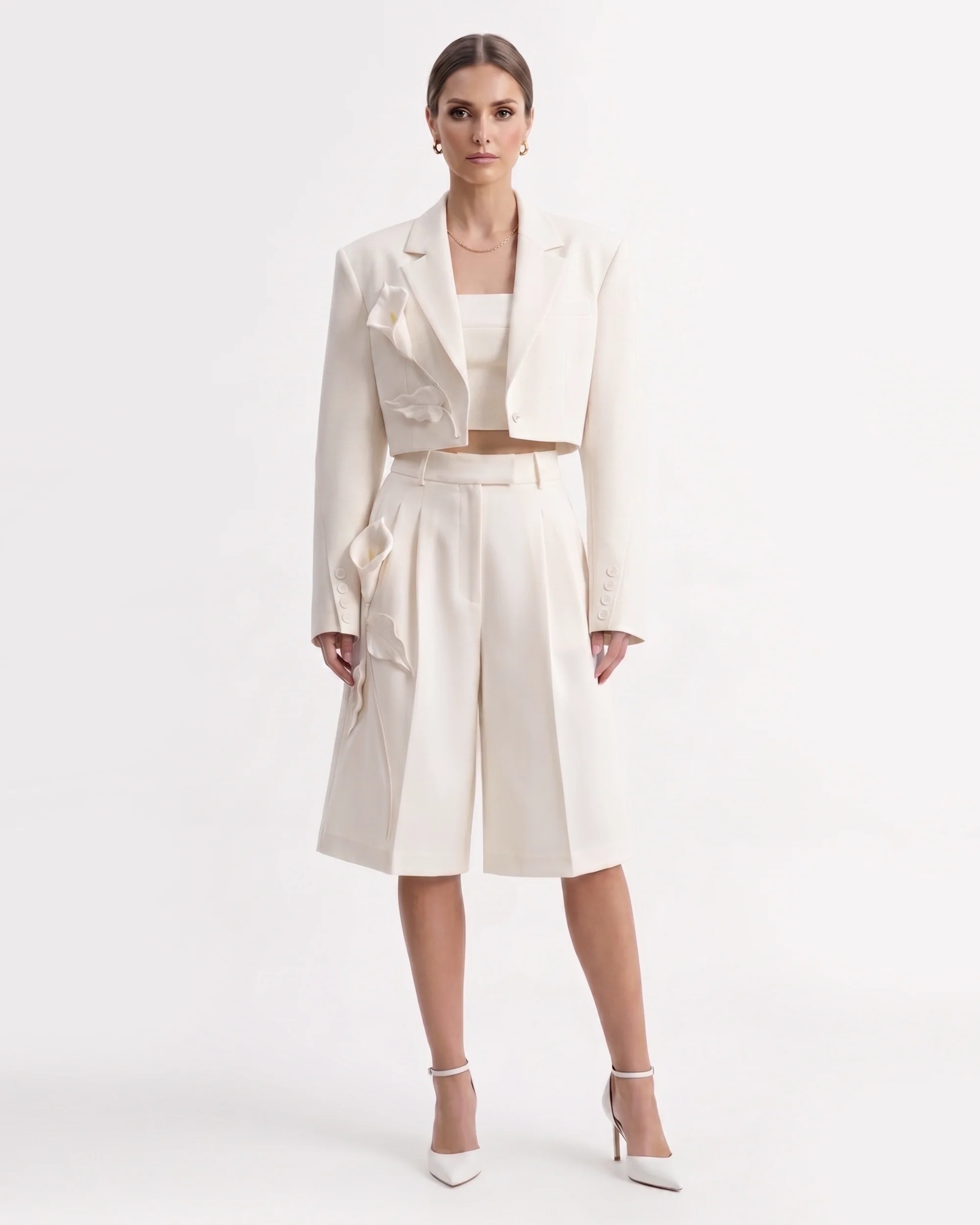 Floral Appliqué Cropped Blazer - White