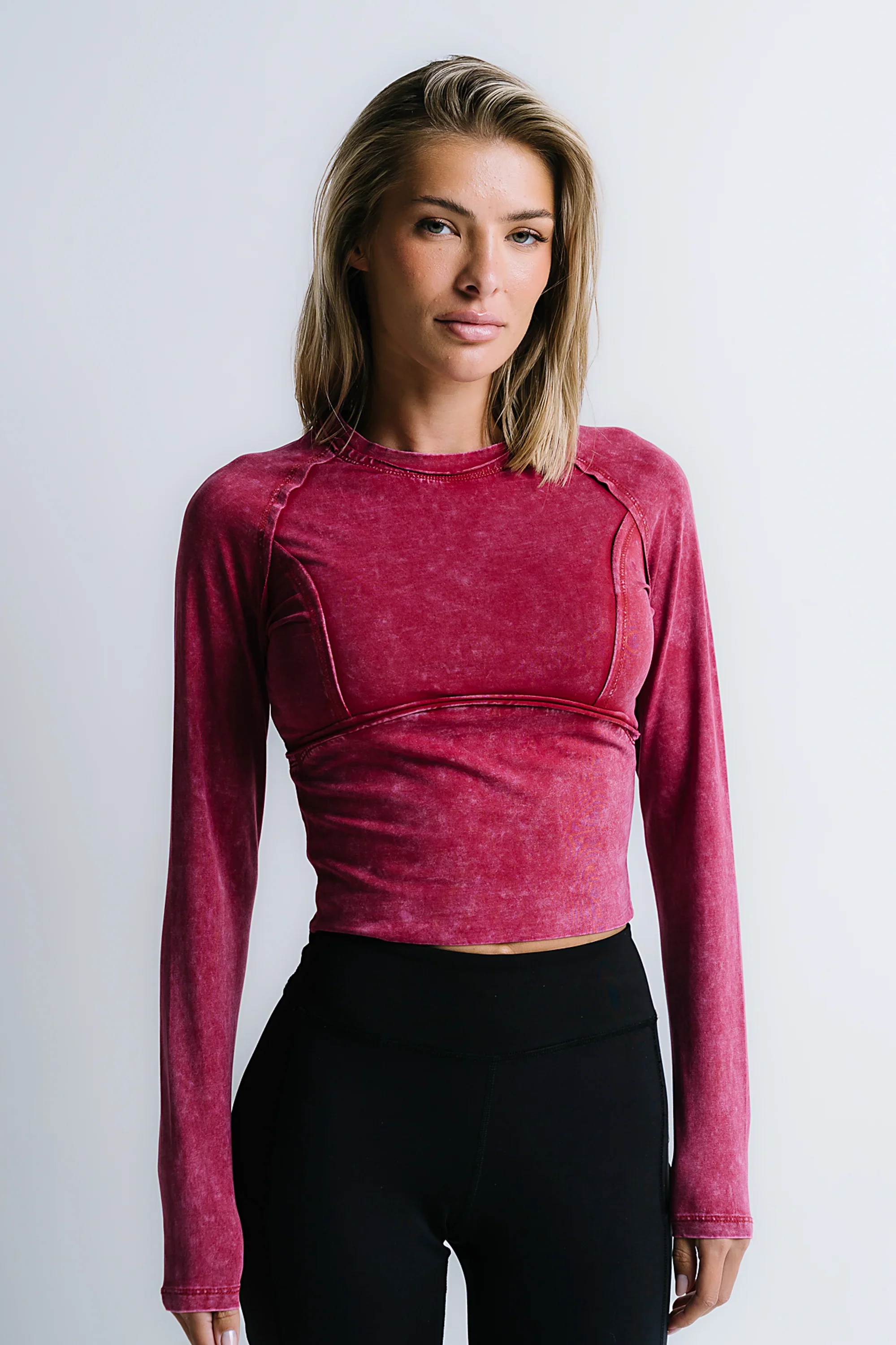 Louise Fitted Top in Red