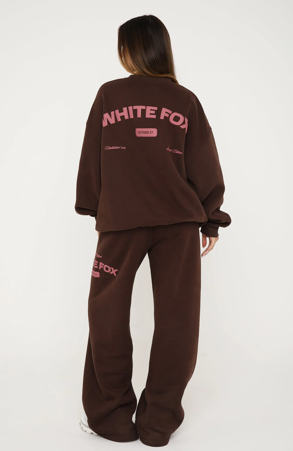 Studio 17 Raven Wide Leg Sweatpants Chocolate