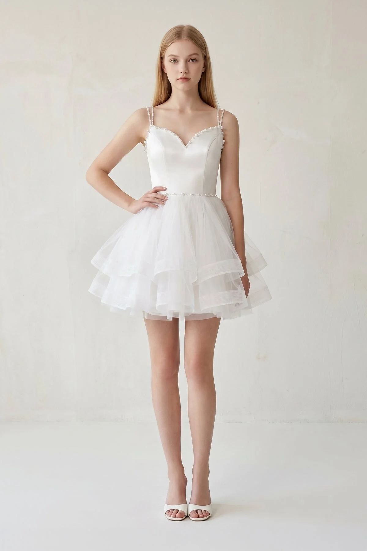 A-line Spaghetti Straps Tulle Short Homecoming Dresses