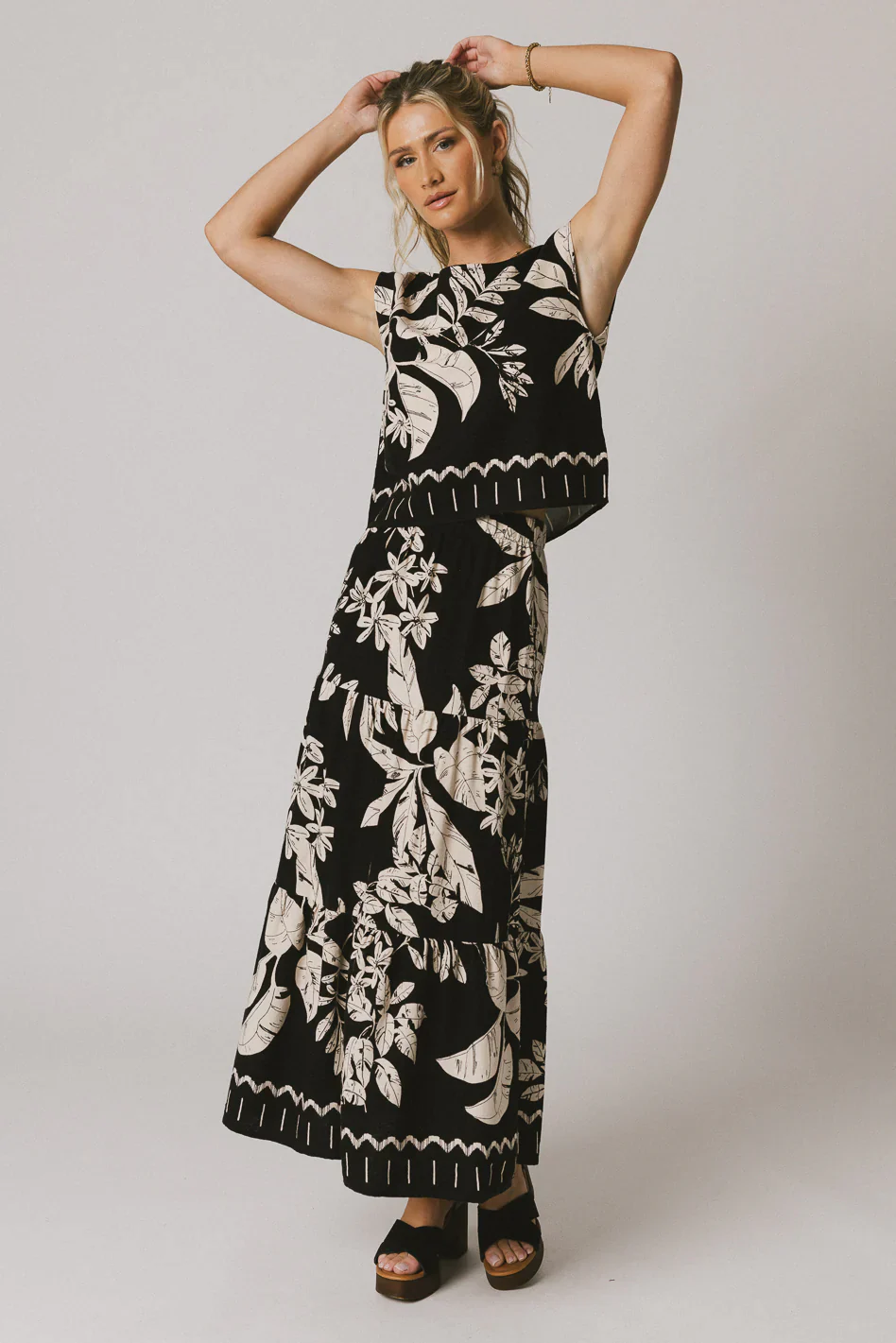 Tikki Abstract Top