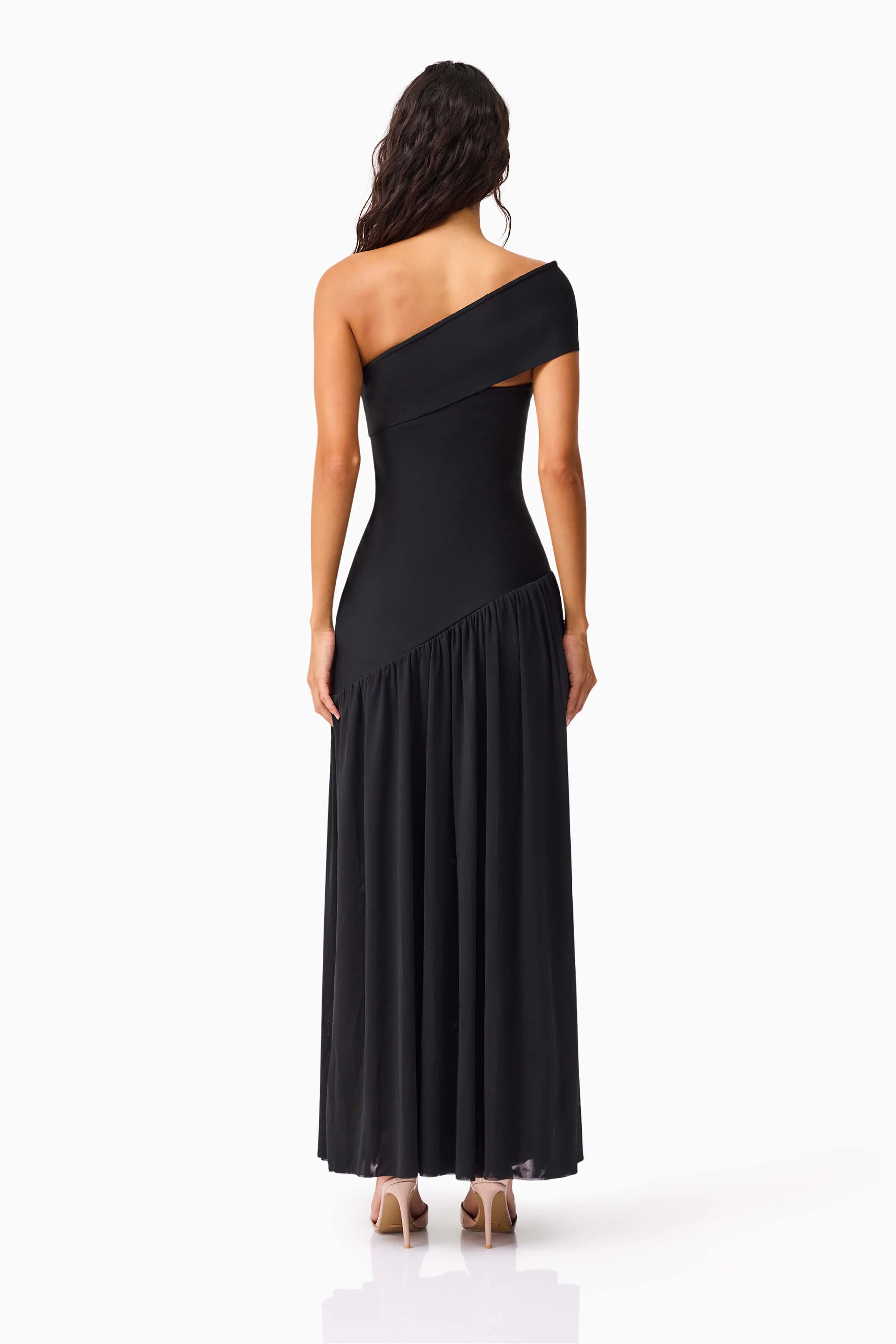 Jesselle Off The Shoulder Gown in Black