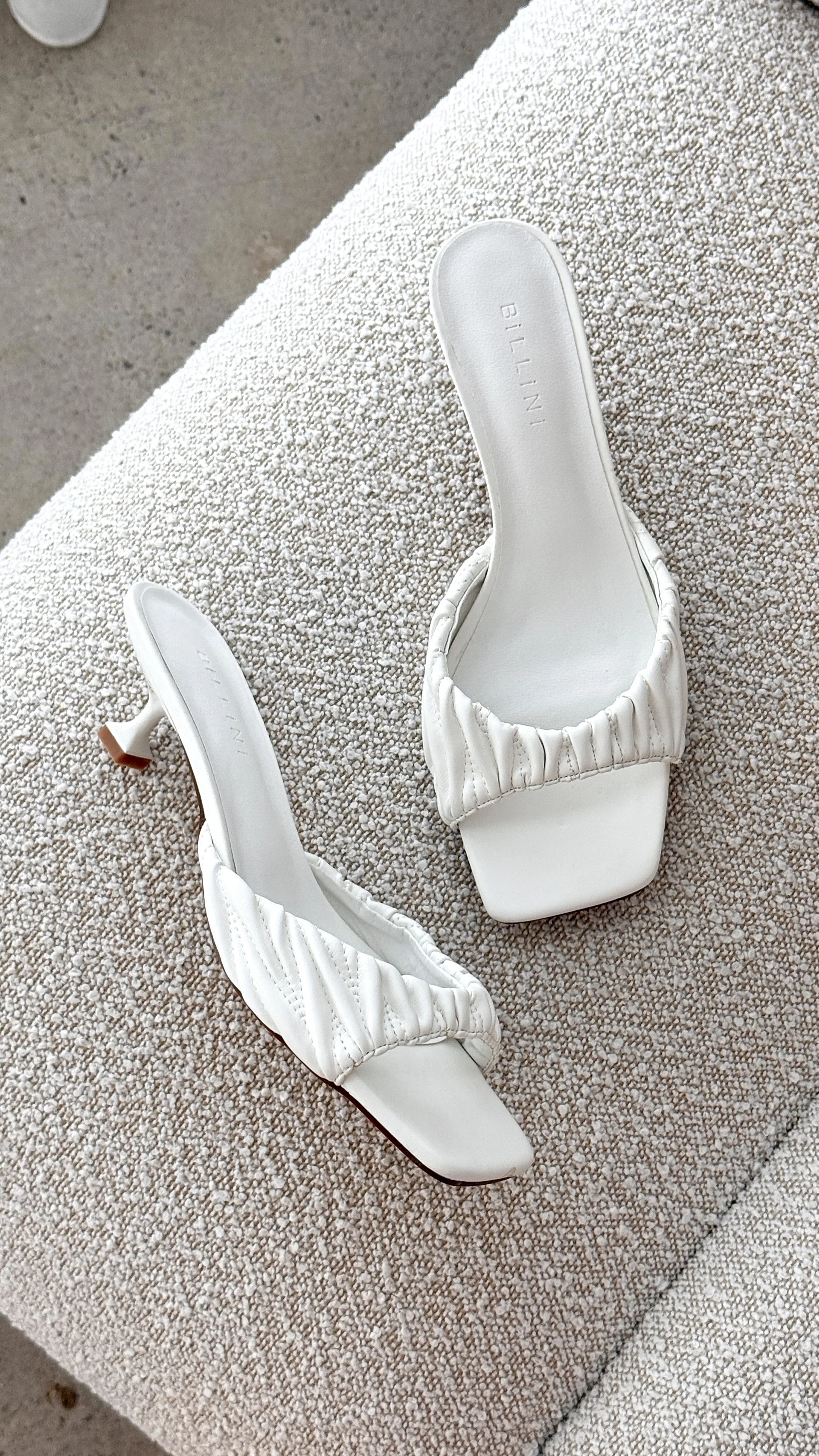 Pilar Heel - White