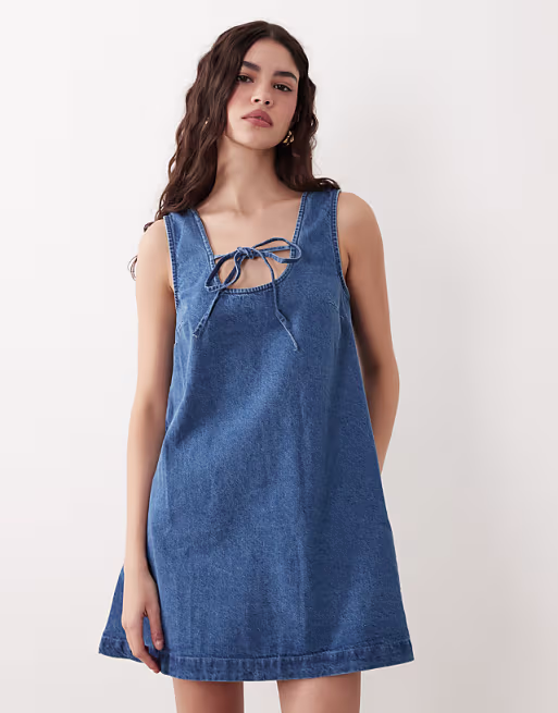 denim scoop mini dress with bow front in light blue