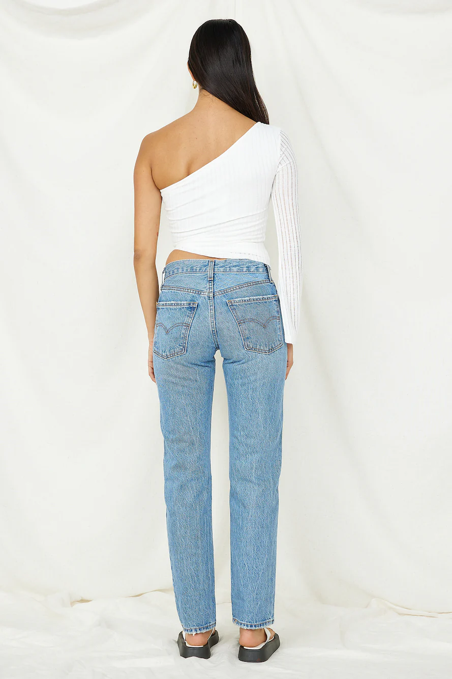 LEVI'S '80S Mom Jeans So Next Year