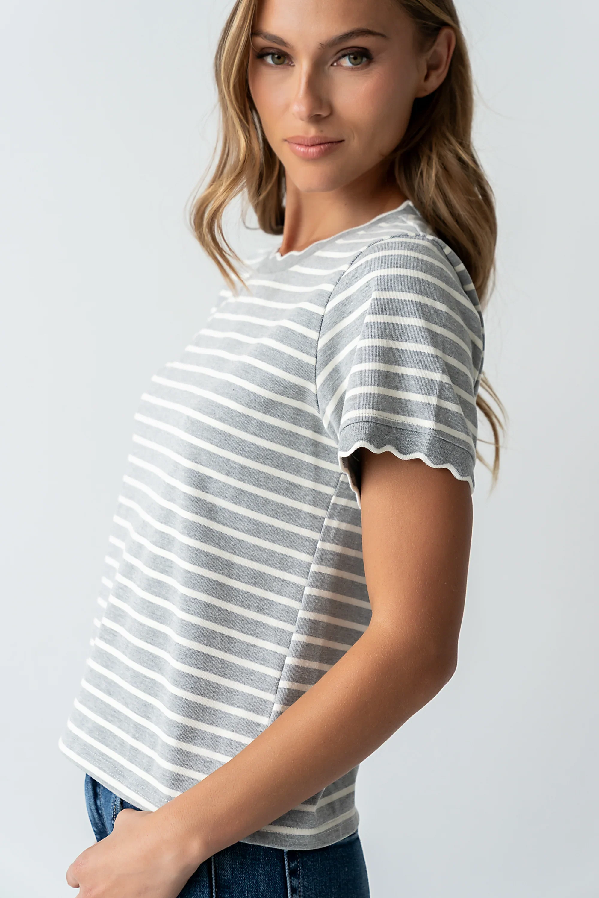 Walker Scalloped Top in Grey