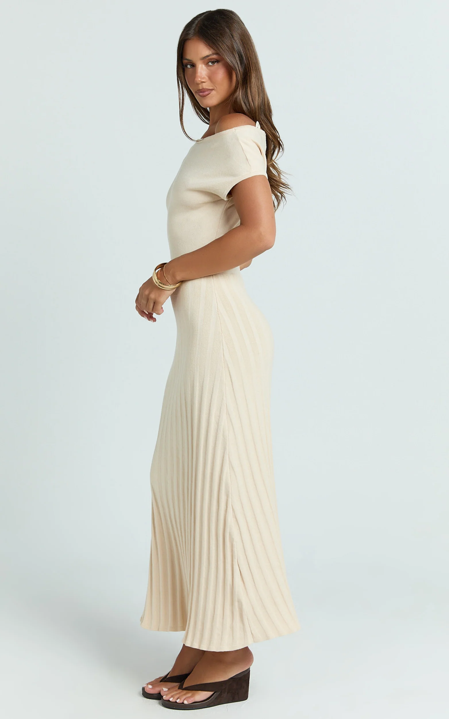 Jadey Midi Dress - Cap Sleeve Pleated Dress in Bone