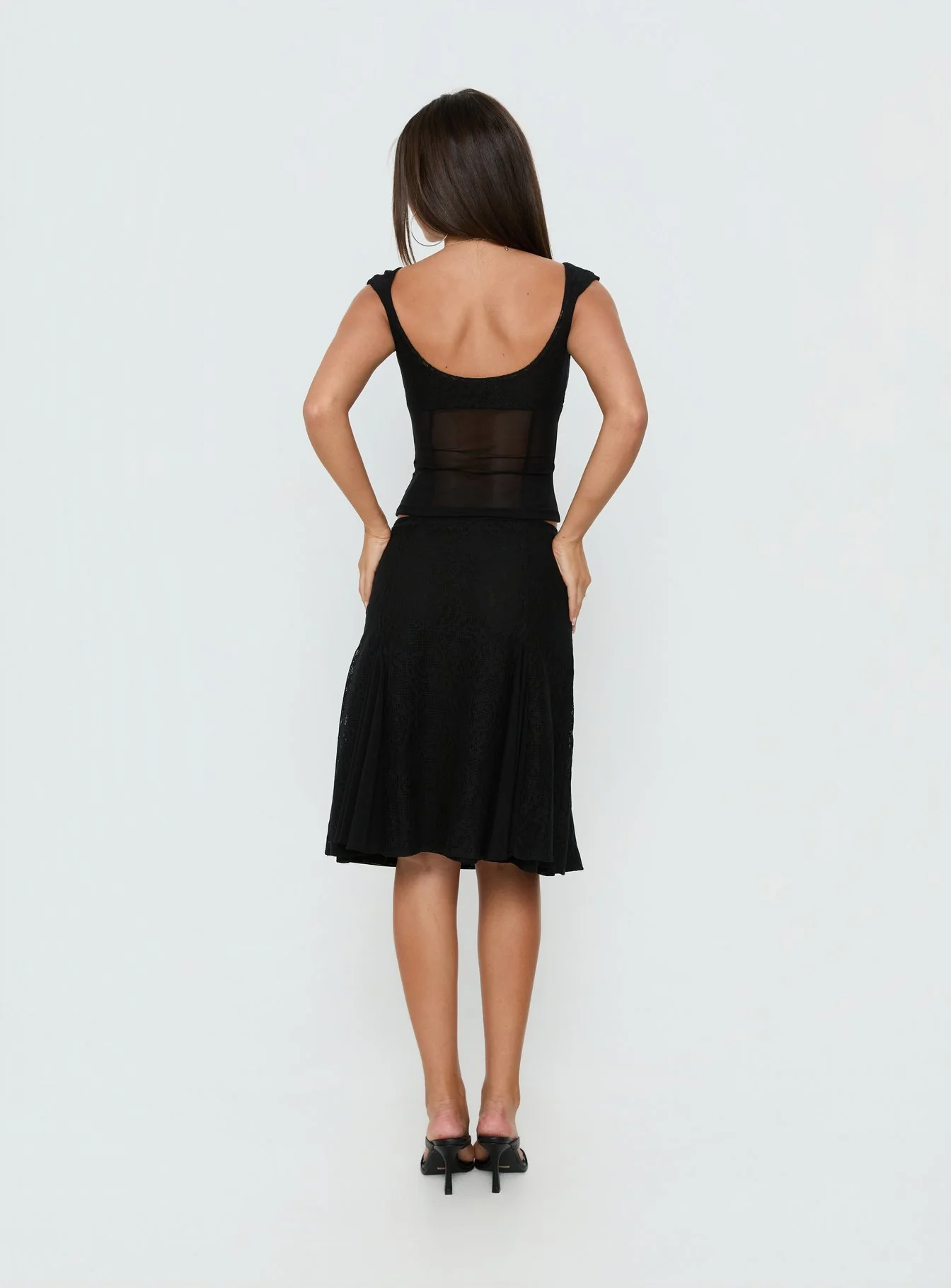 Quani Lace Midi Skirt Black