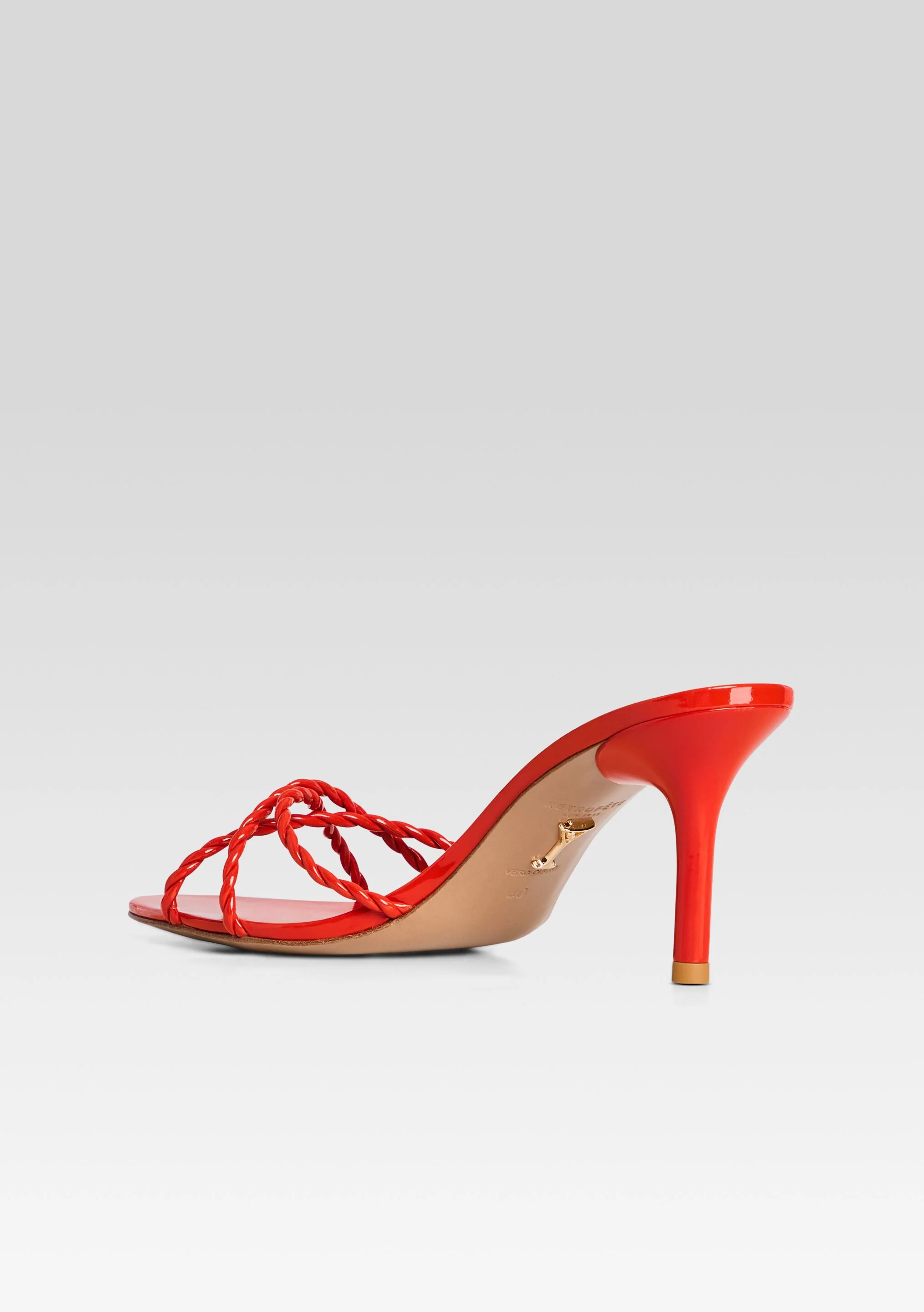 Karolina Sandal