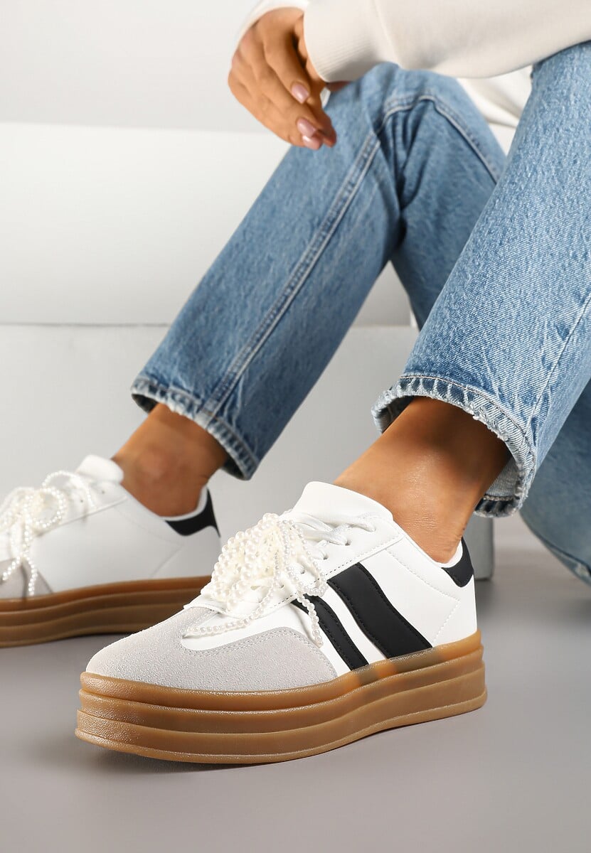 Czarne Sneakersy na Grubej Podeszwie z Ozdobnymi Odpinanymi Perłami Ajovia